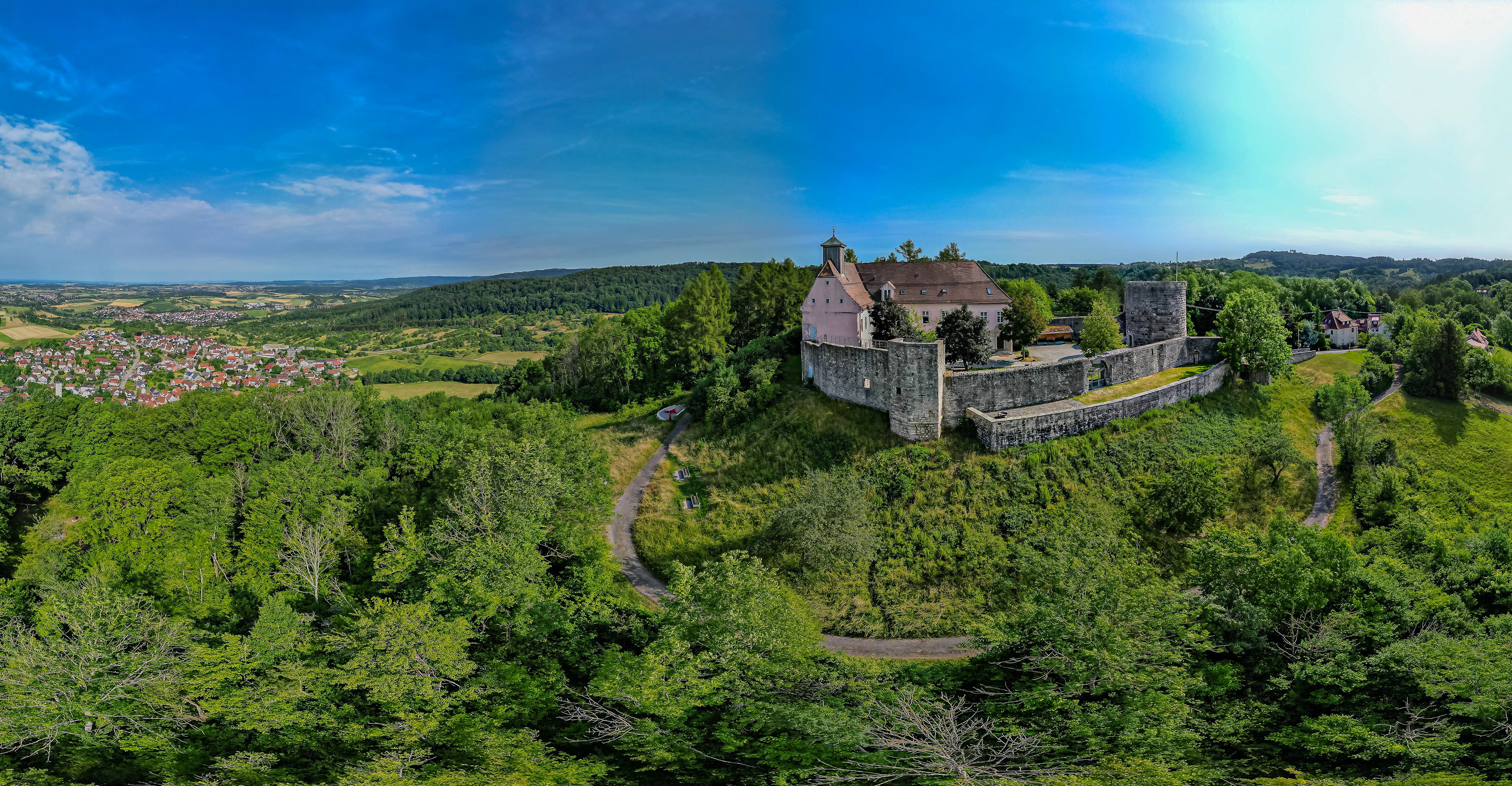 Schloss Ebersberg als Reste der staufischen Burg Ebersberg