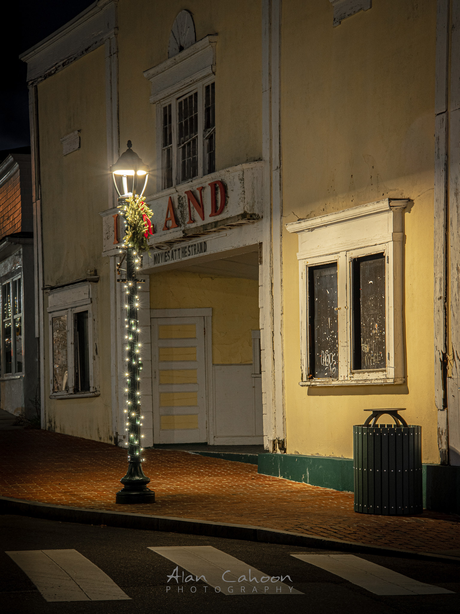 Island Theater Christmas