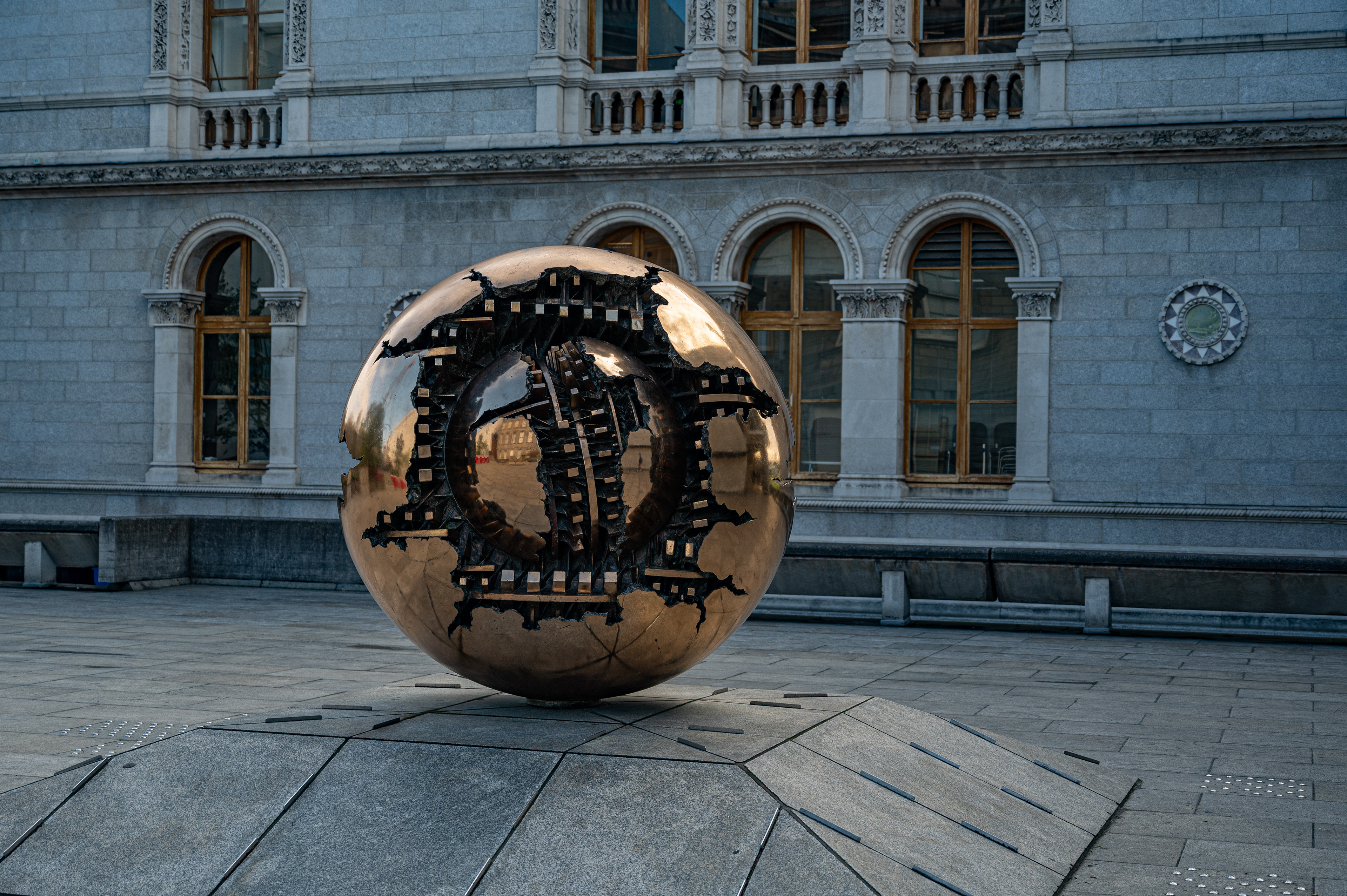 Sphere Within Sphere