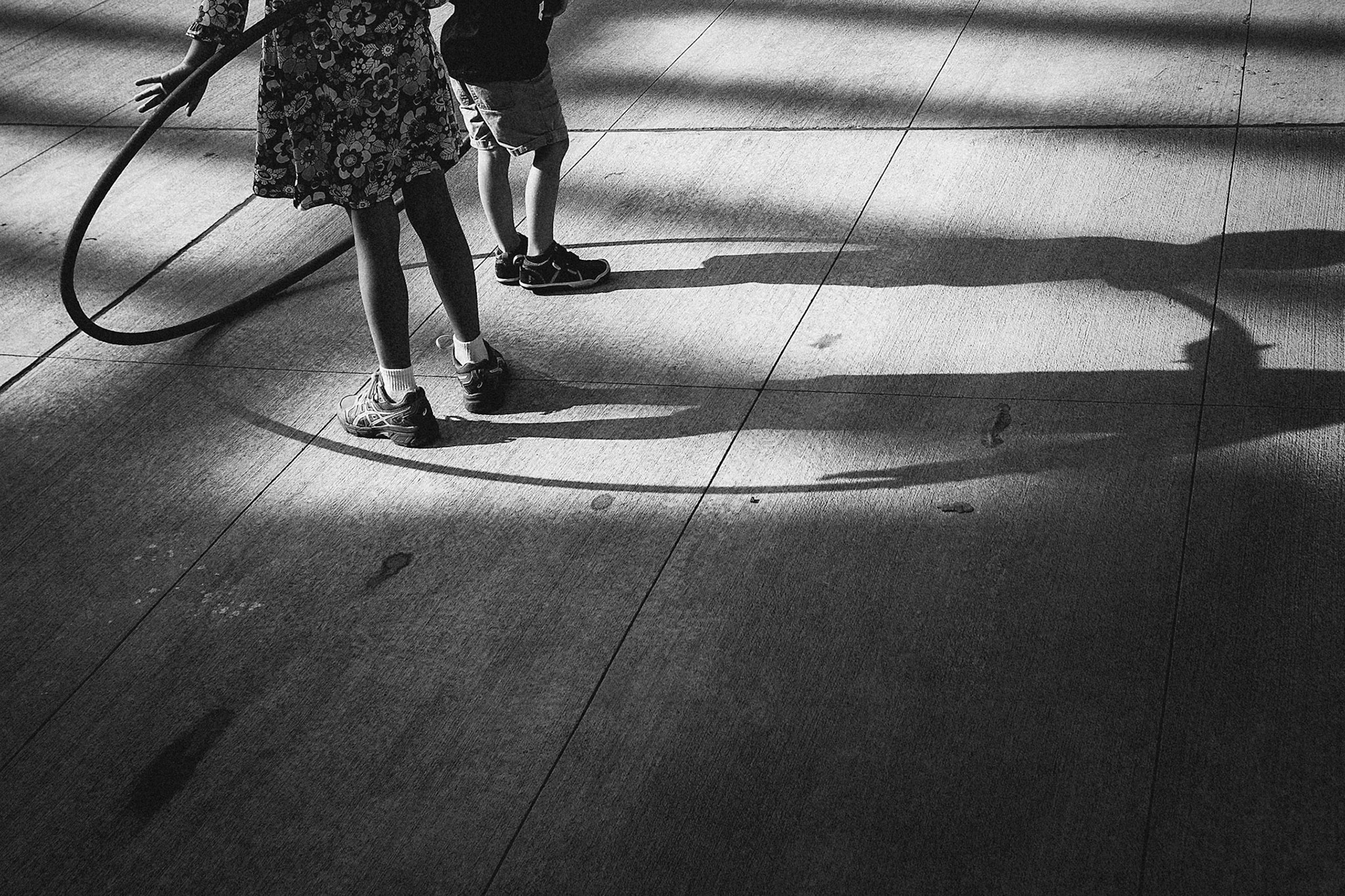 Hula Shadows 2