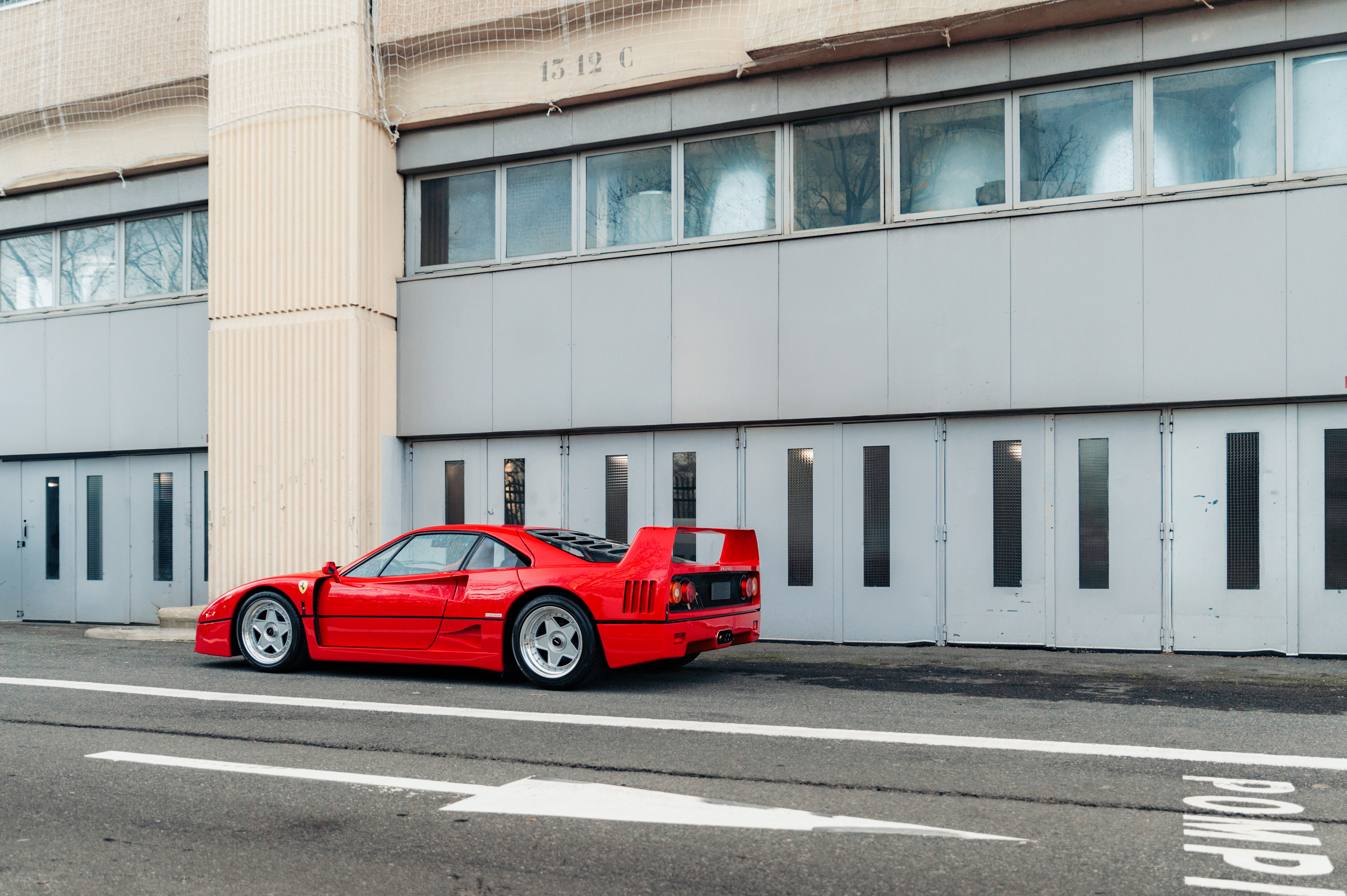 Ferrari F40 - Girardo