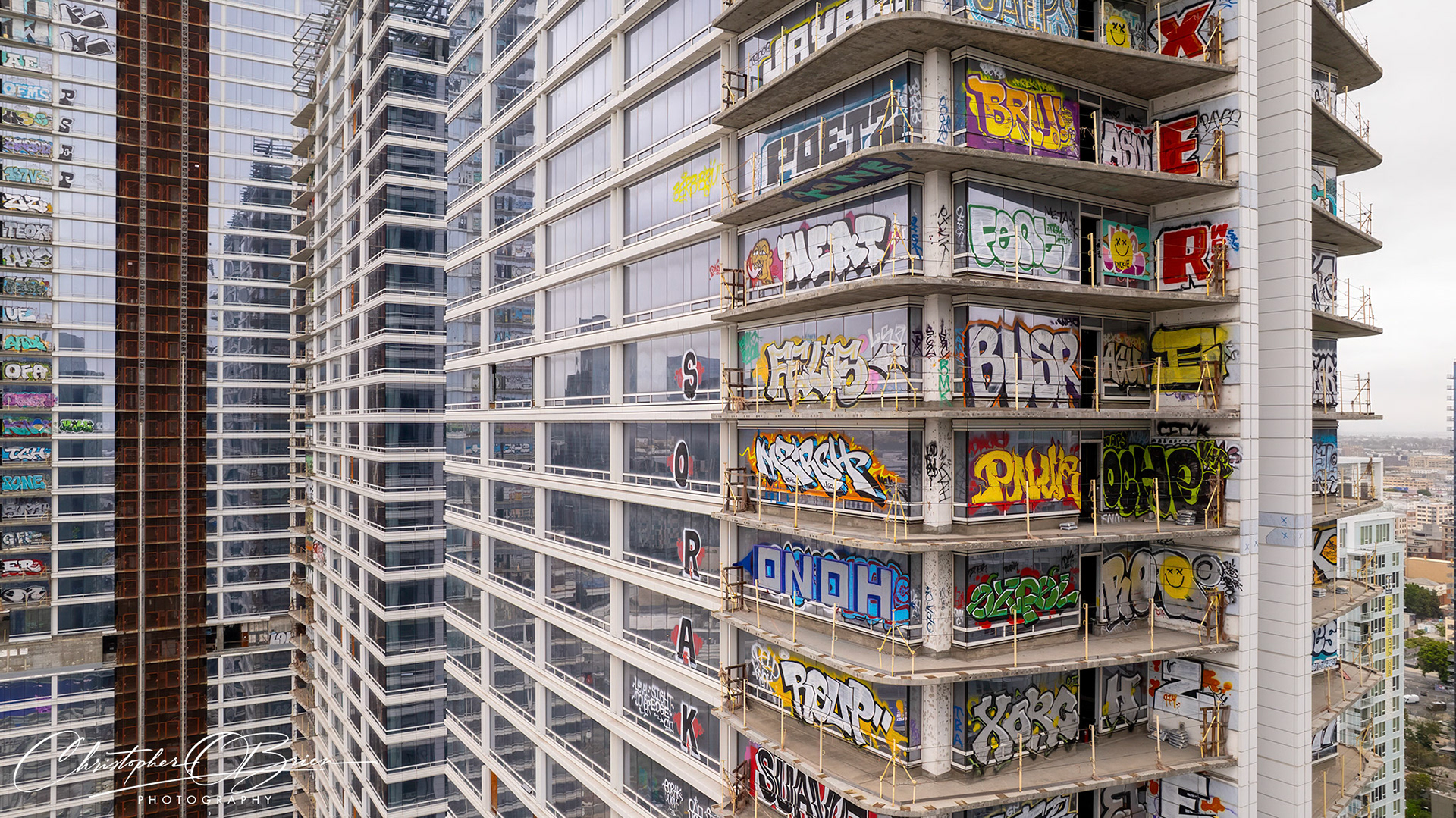 The Graffiti building, Los Angeles