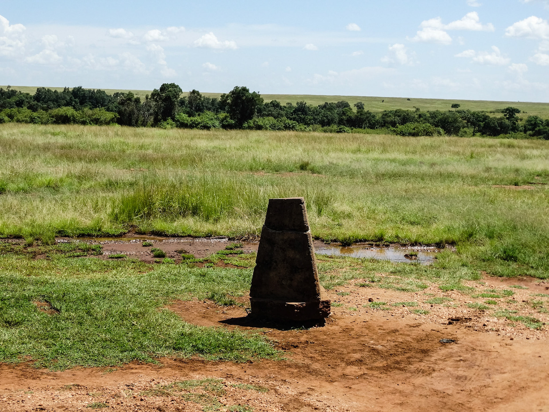 Border between Kenya and Tanzania