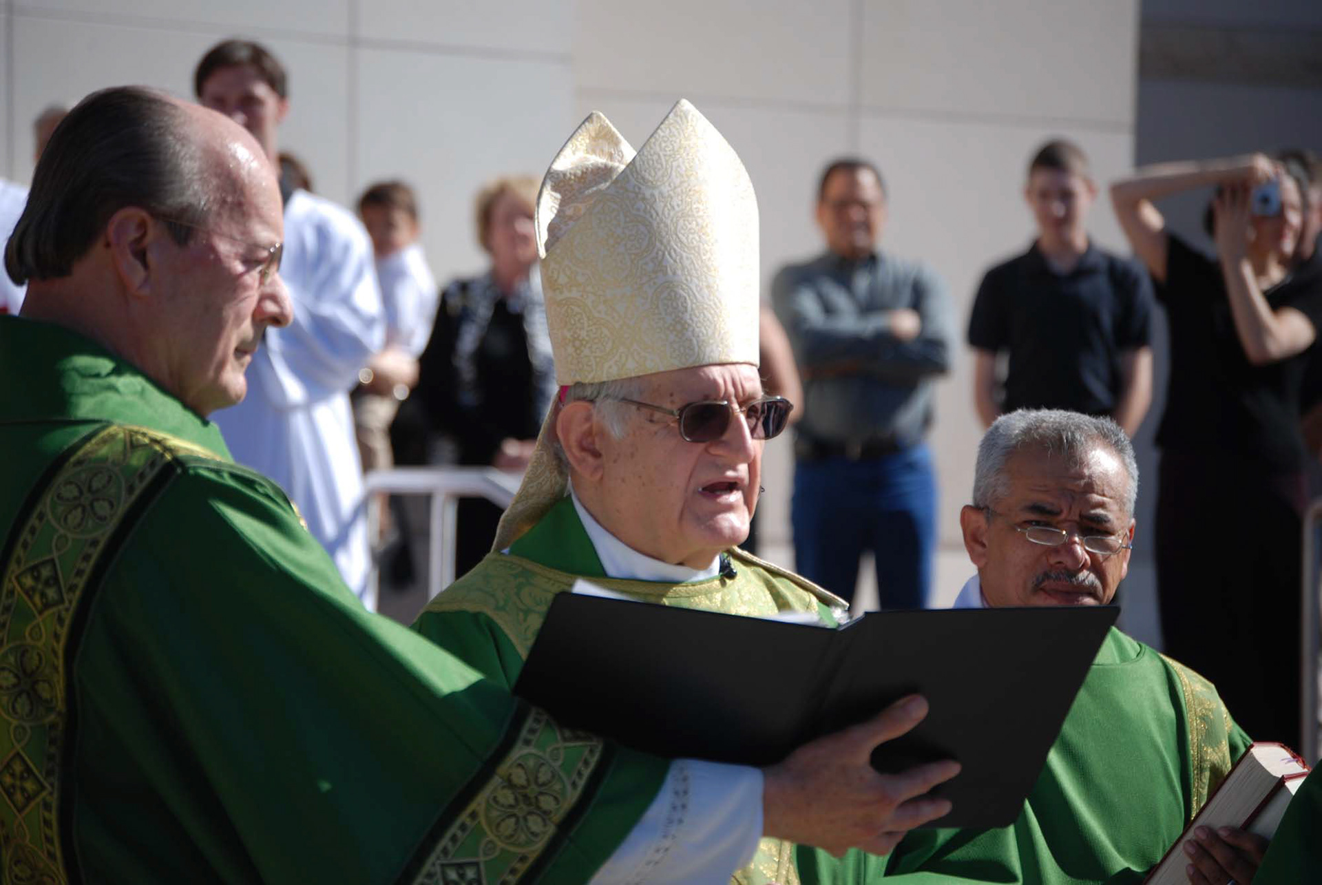 Archbishop Fiorenza presides over a prayer service at the Co-Cathedral of the Sacred Heart in 2007.