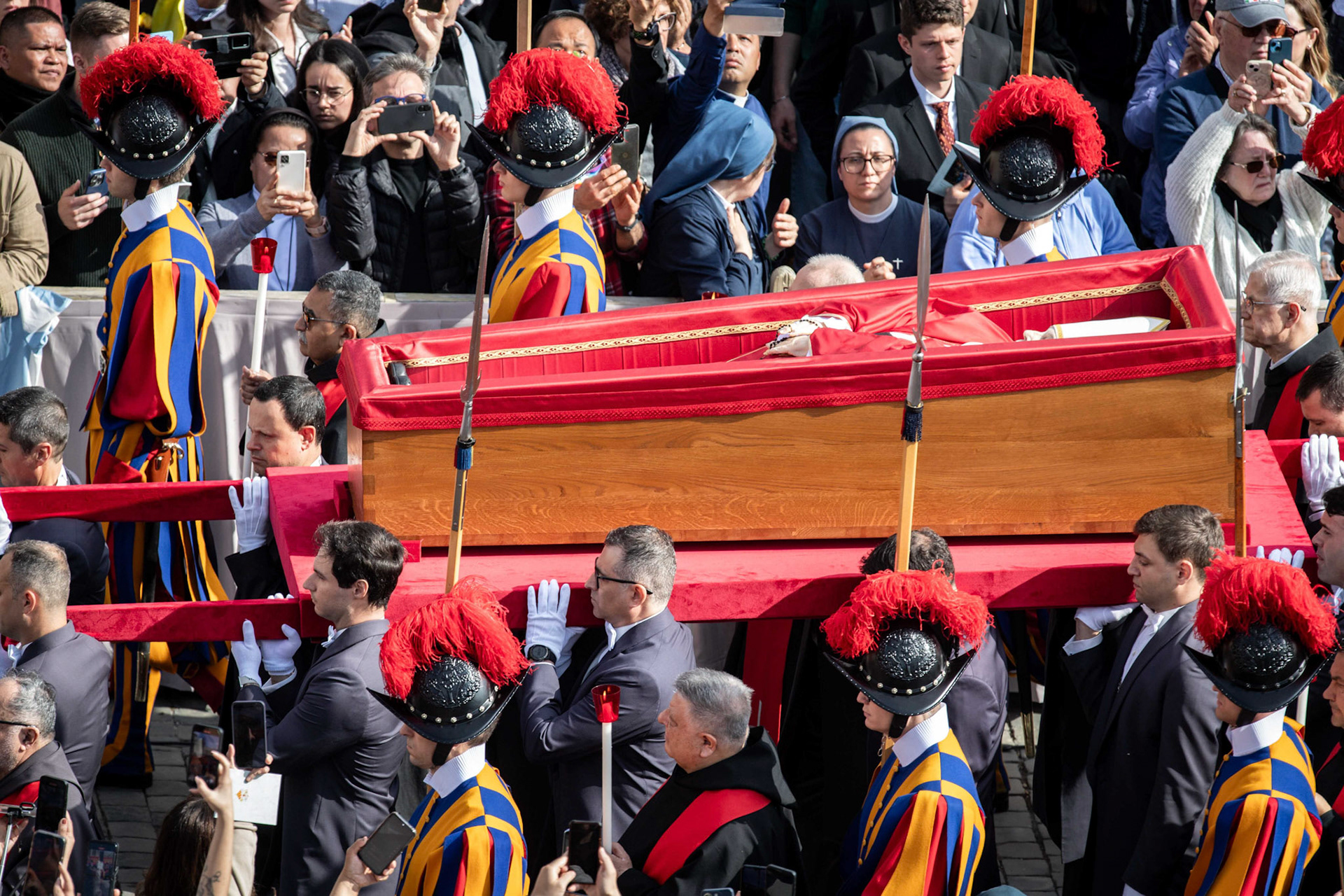 Pallbearers carry the body of Pope Francis in an open casket during the procession through St. Peter’s Square at the Vatican April 23, 2025. (CNS photo/Cristian Gennari, pool)