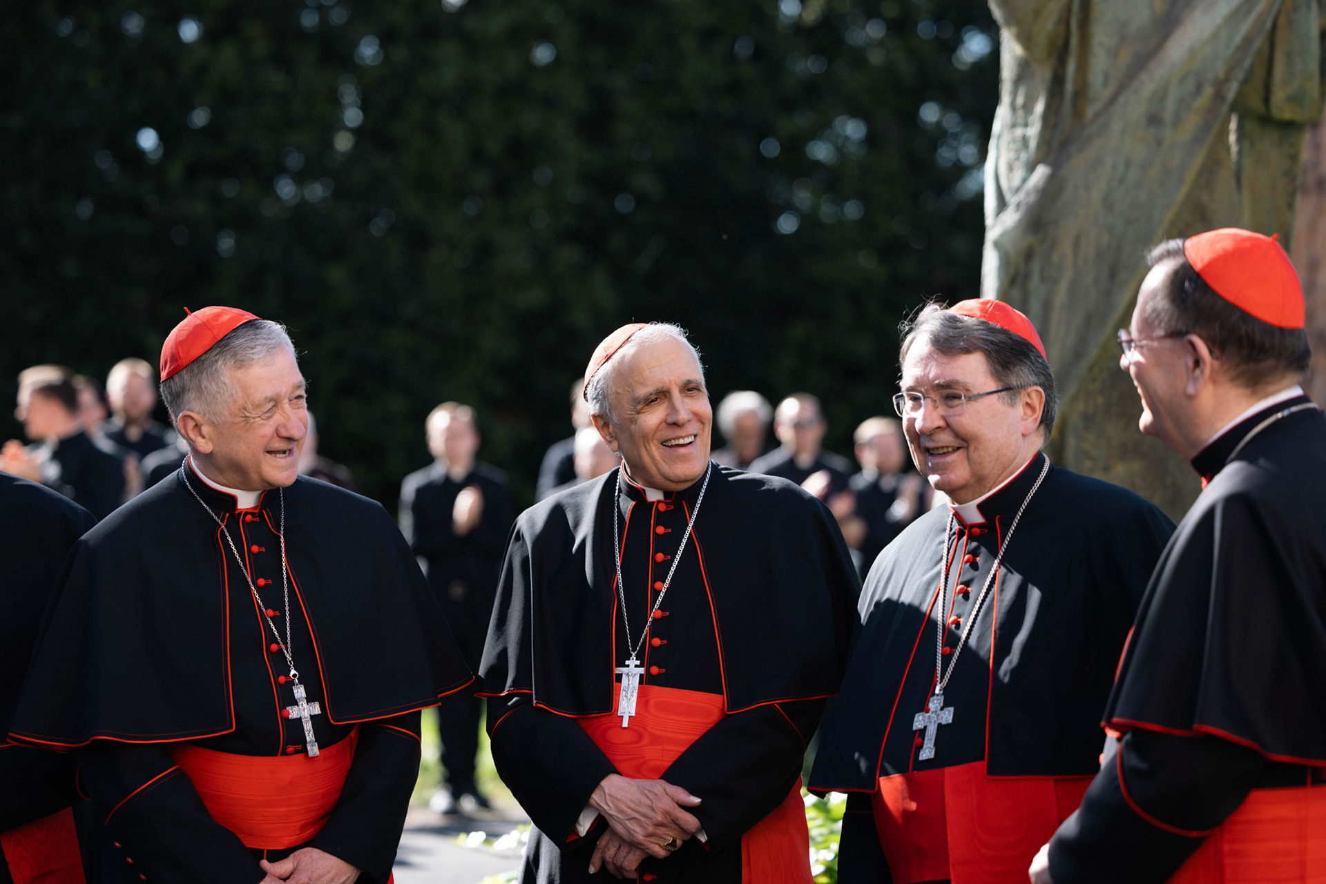U.S. cardinals receive a sendoff from seminarians at the Pontifical North American College in Rome May 6, 2025, as they prepare to travel to their temporary residences inside the Vatican where they will stay during the conclave to elect a new pope. From left they are Cardinals Blase J. Cupich of Chicago; Daniel N. DiNardo, retired archbishop of Galveston-Houston; Christophe Pierre, papal nuncio to the United States; and Canadian Cardinal Gérald C. Lacroix of Québec. (CNS photo/Kendall McLaren)