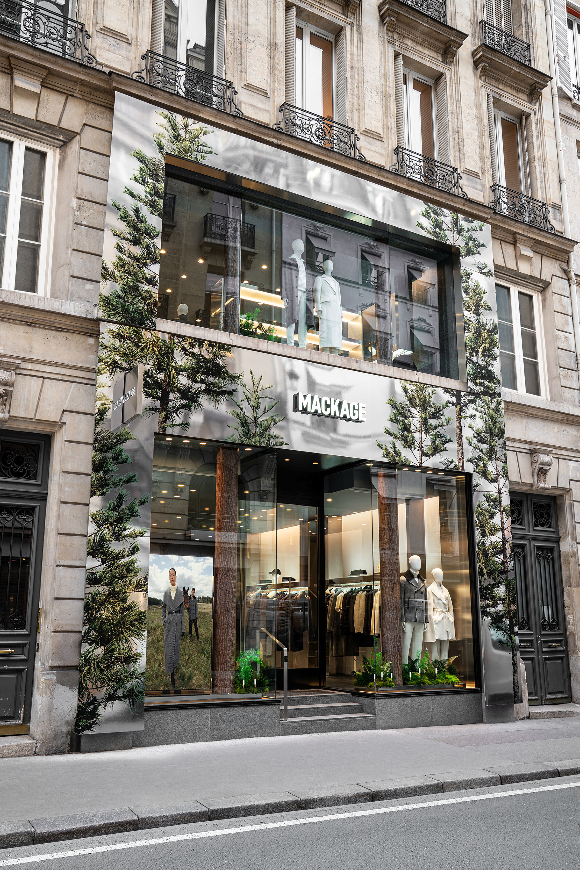 Boutique Mackage - Paris