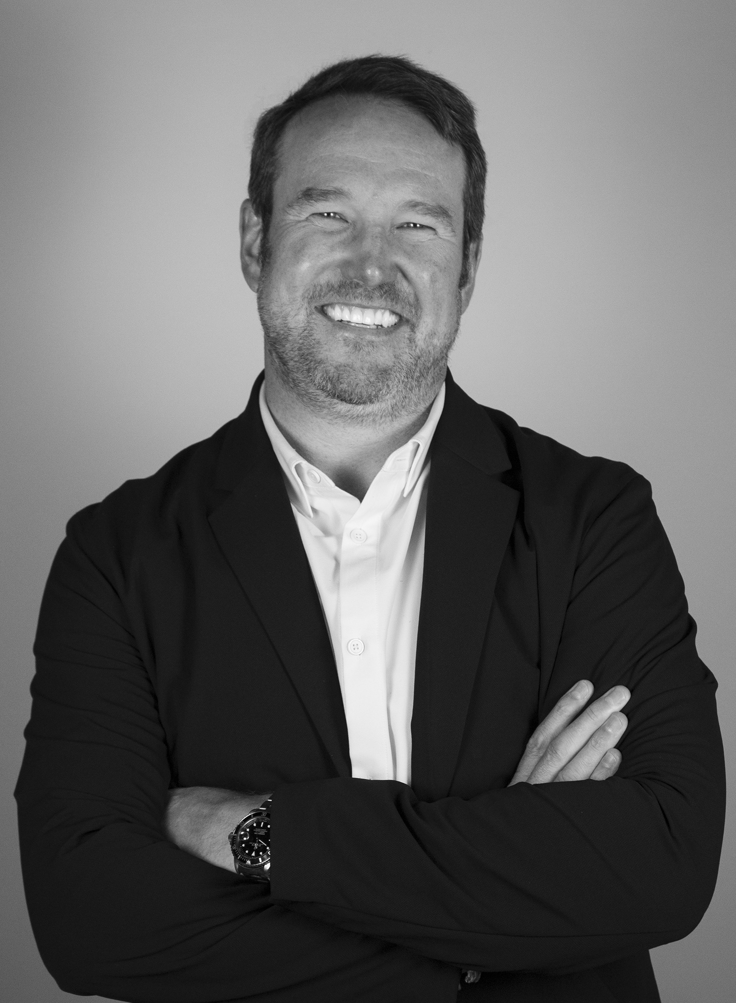 DALLAS, TEXAS July 10, 2025 Elliot Moore, D Magazine's Chief Revenue Officer, poses for his updated company headshot on July 10, 2025. Photo/ Natalie VanDerWal