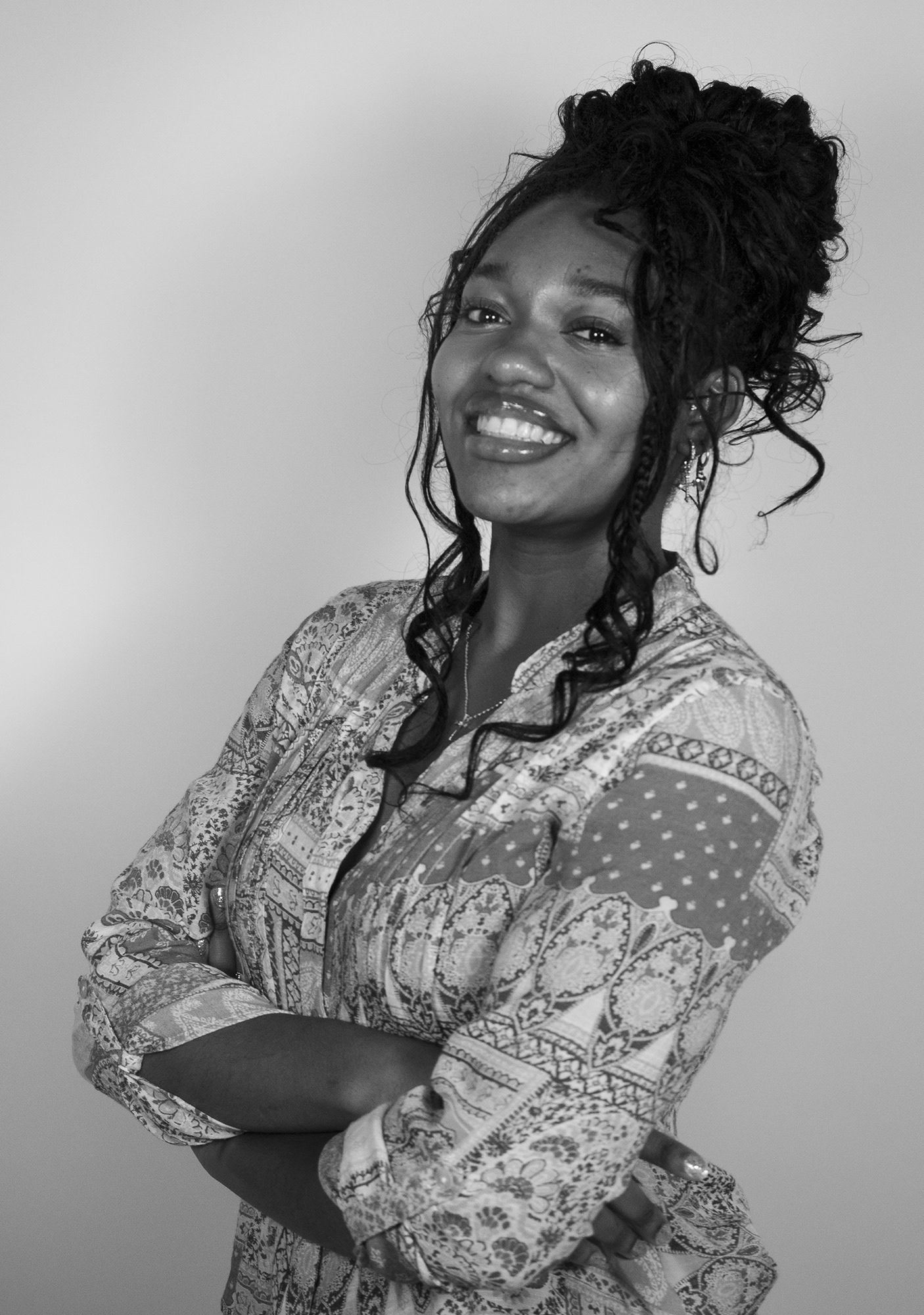 DALLAS, TEXAS July 10, 2025 Sarah Bradford, a summer 2025 Administrative & Marketing Intern for D Magazine, poses for her first professional company headshot on July 10, 2025. Photo/ Natalie VanDerWal