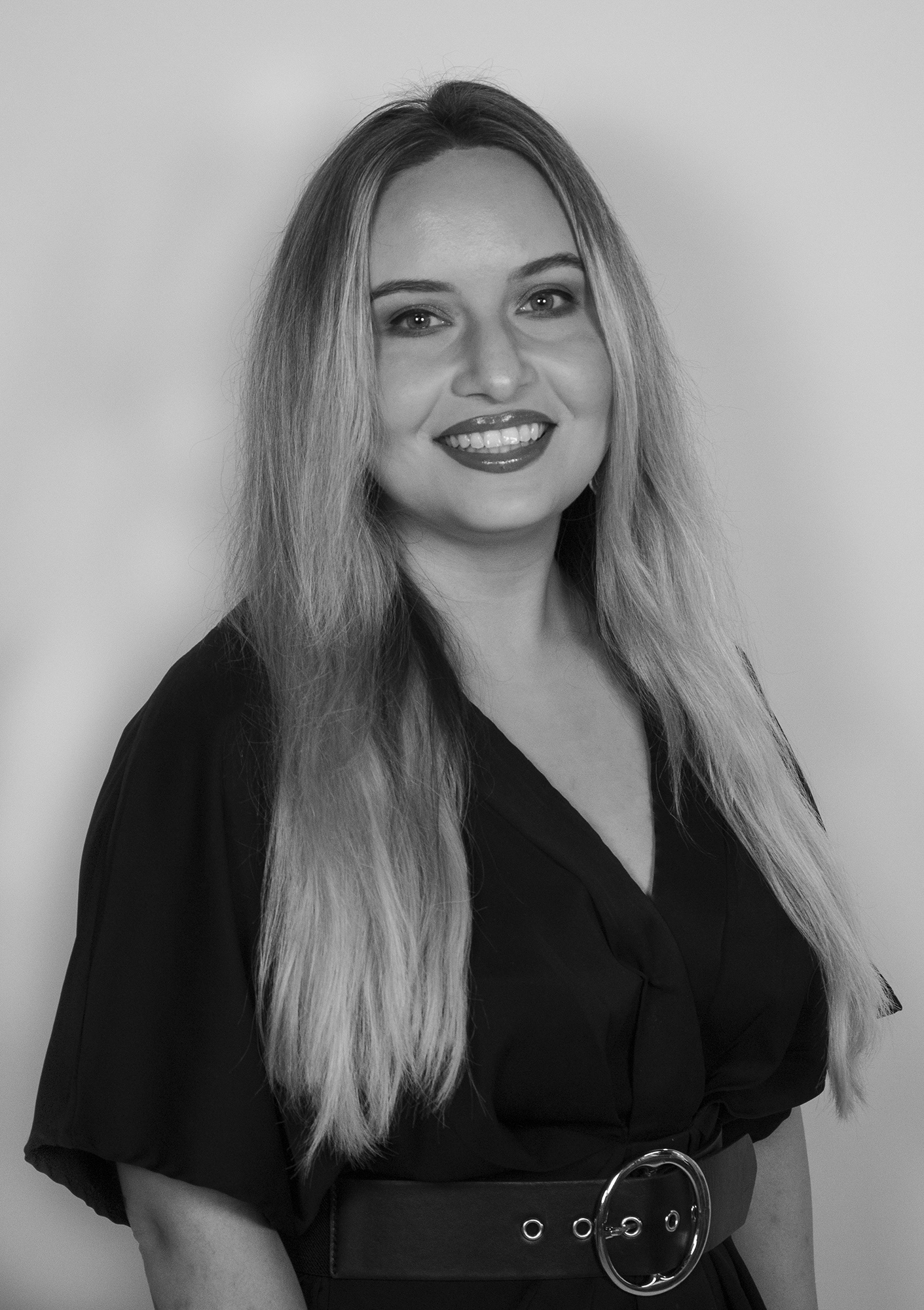 DALLAS, TEXAS July 10, 2025 Fallon Marshall, former Event Director for D Magazine, poses for her updated company headshot on July 10, 2025. Photo/ Natalie VanDerWal