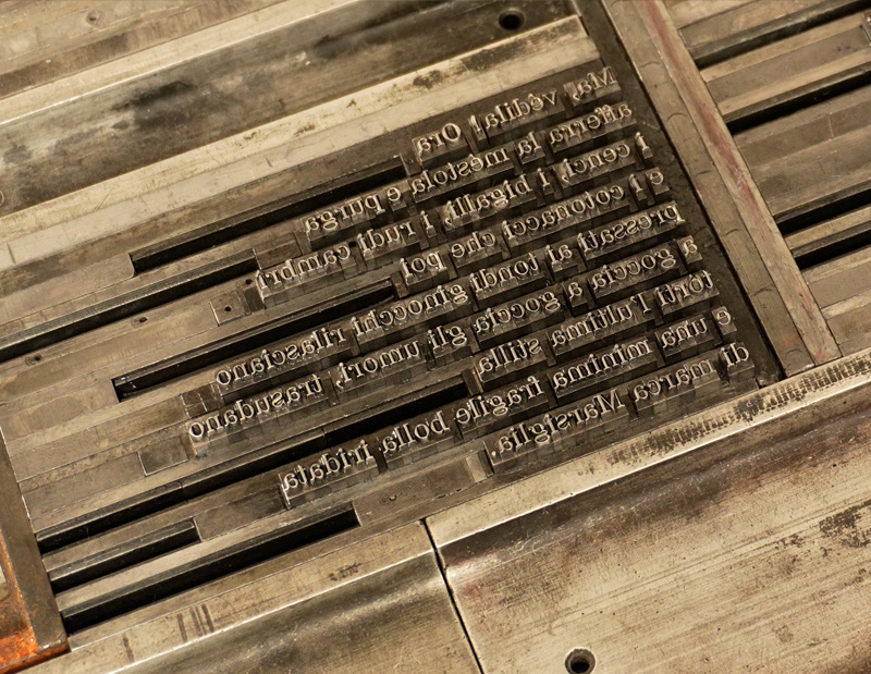 composizione in piombo della poesia