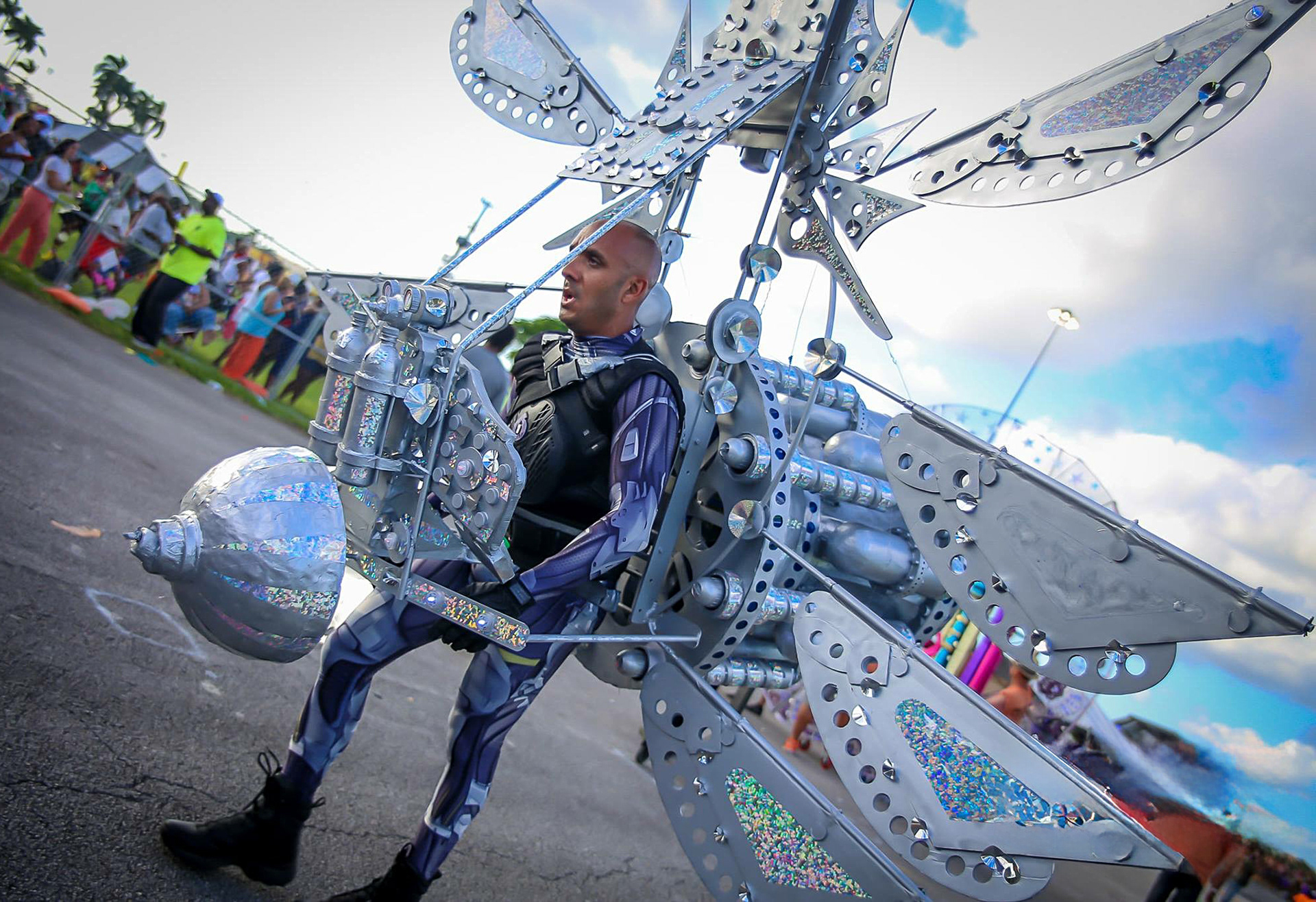 Costume Competition • 1st Place 2016 • Design & Production by Stuart & Tammy Farinha