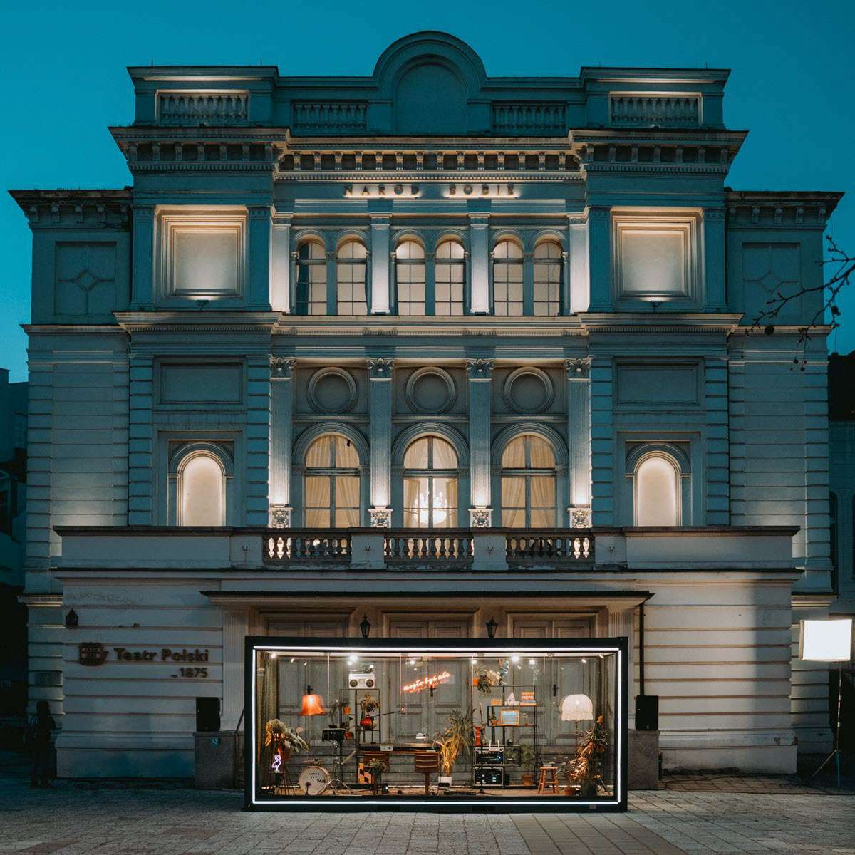 Kwiat Jabloni | Przezroczysty Świat