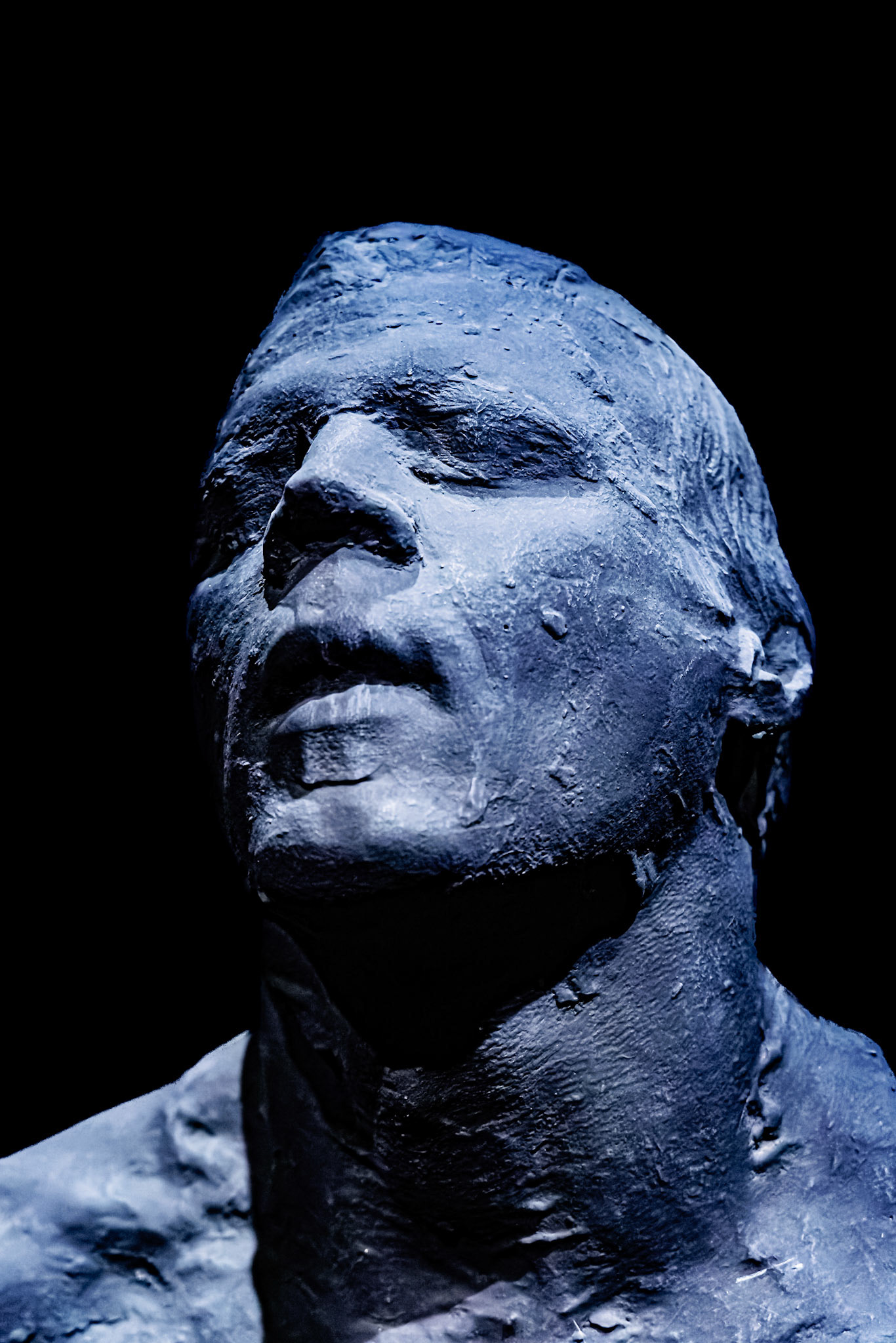 There seems to be no fear in Isaac's face, only acceptance ... and possibly euphoria. In some ways this looks almost like the moment of orgasm.