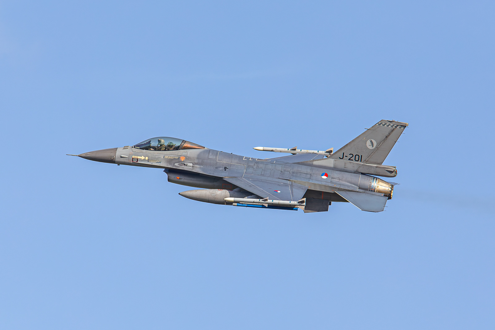 F-16A Fighting Falcon / J-201