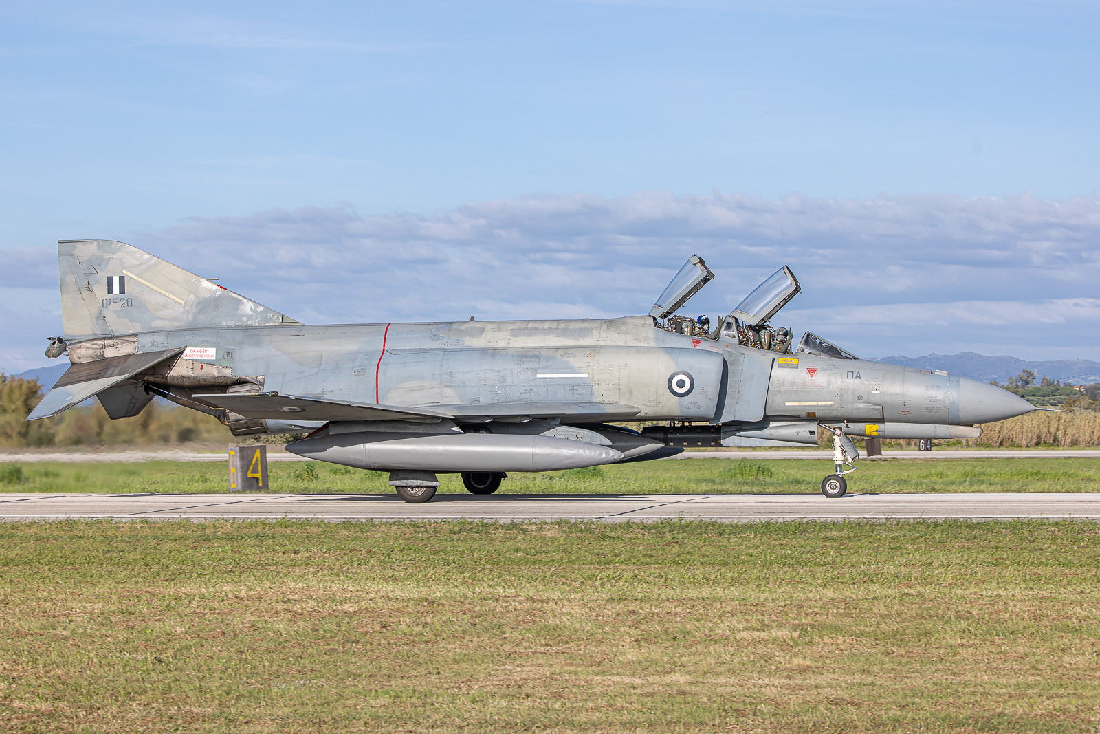 F-4E (AUP) Phantom / 01520