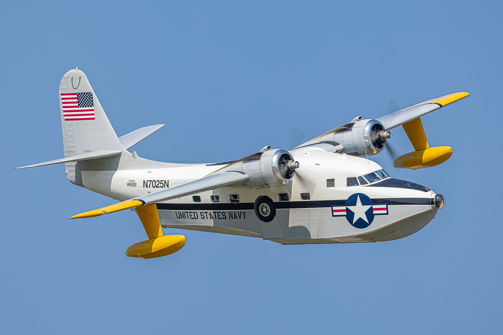 HU-16C Albatross / N7025N