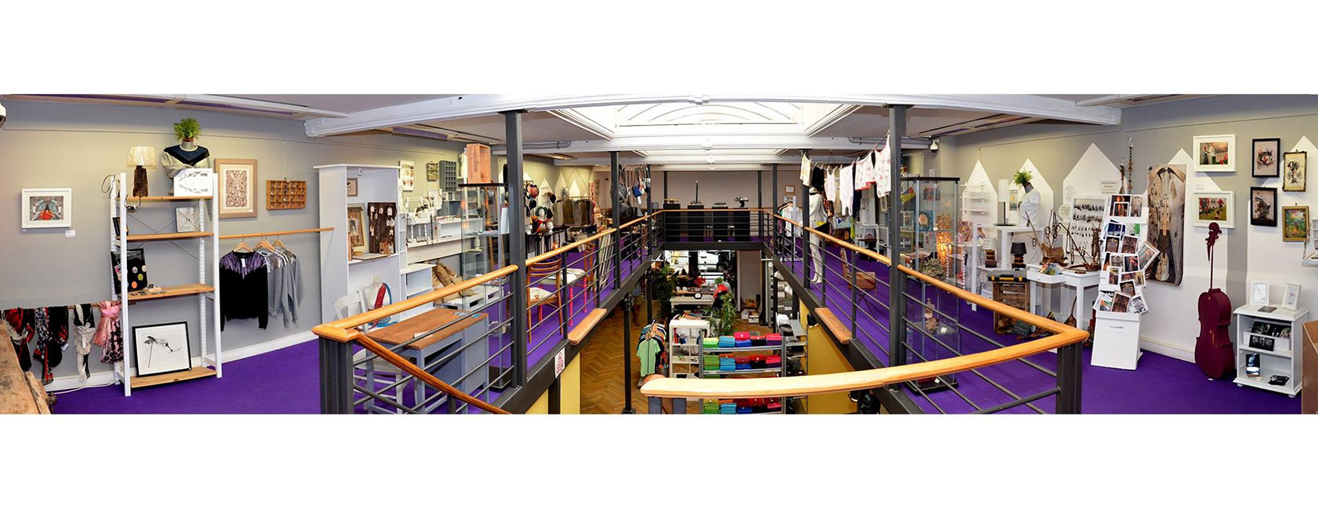 co-responsable et exposante permanente Pop'up Market- Artisalie Asbl-Liège 2013-2016