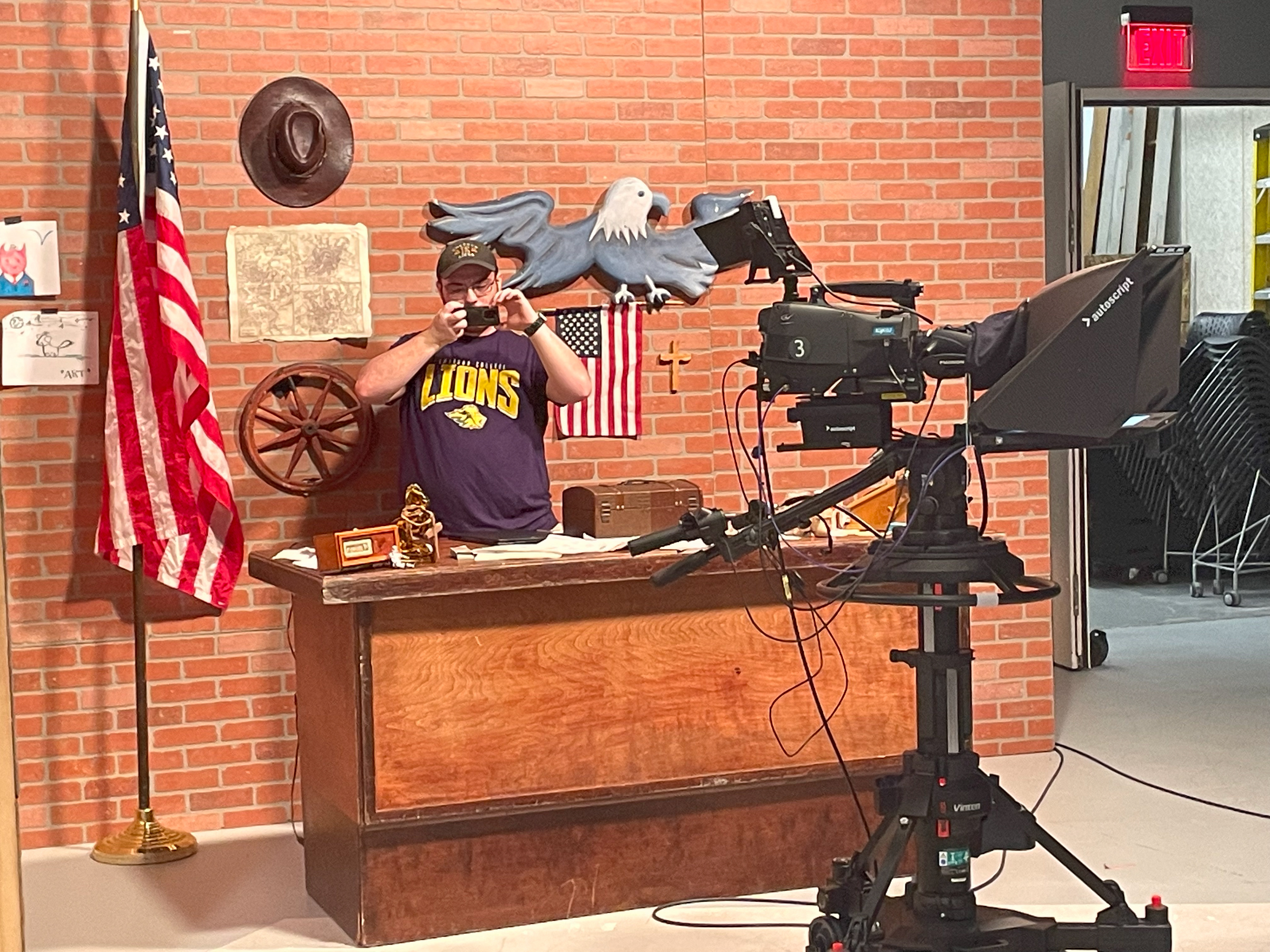 S3E3 BTS shot