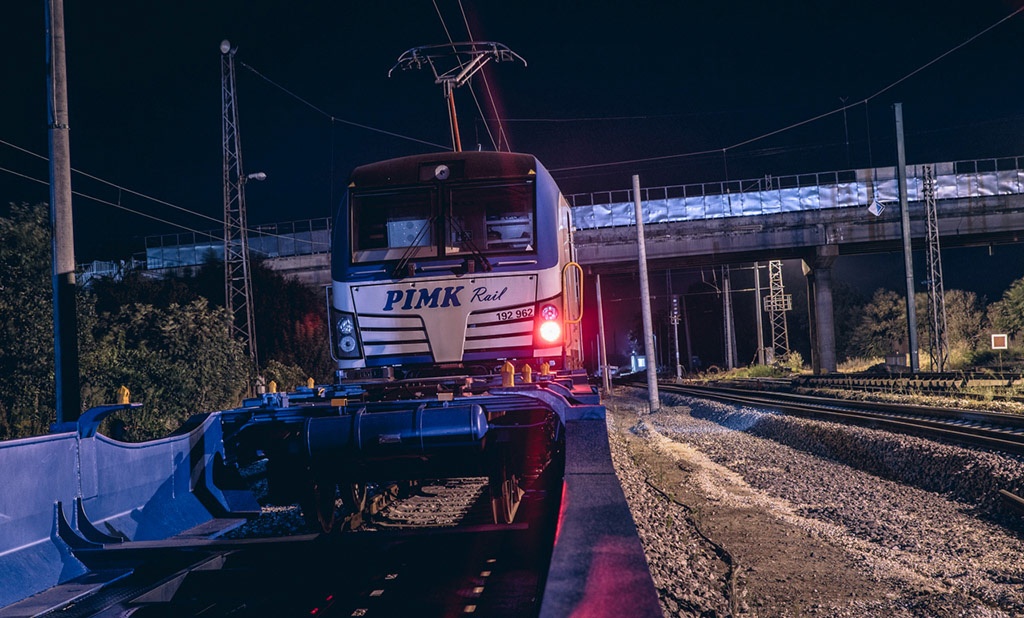 Night service / PIMK Rail