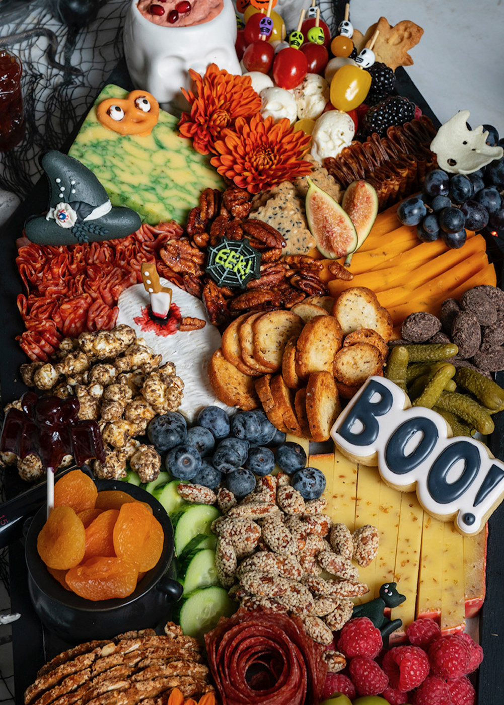 Char-boo-terie (Close Up)