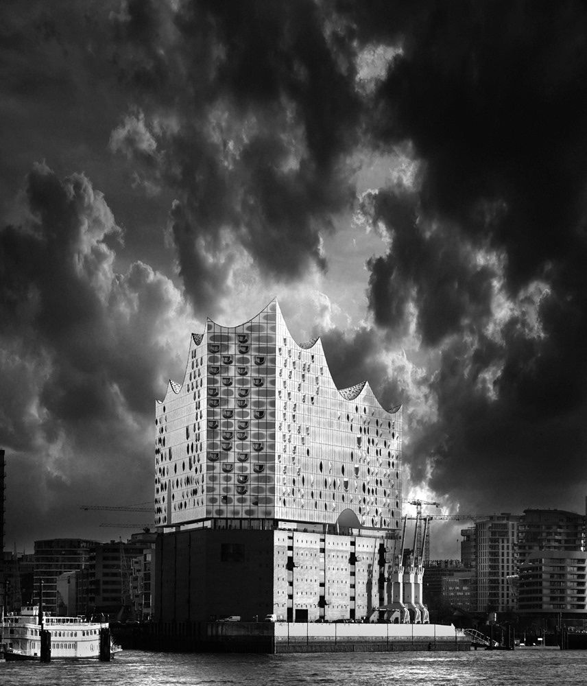 Black and white photograph by Mark Robert Davey showing Elbphilharmonie, Hamburg