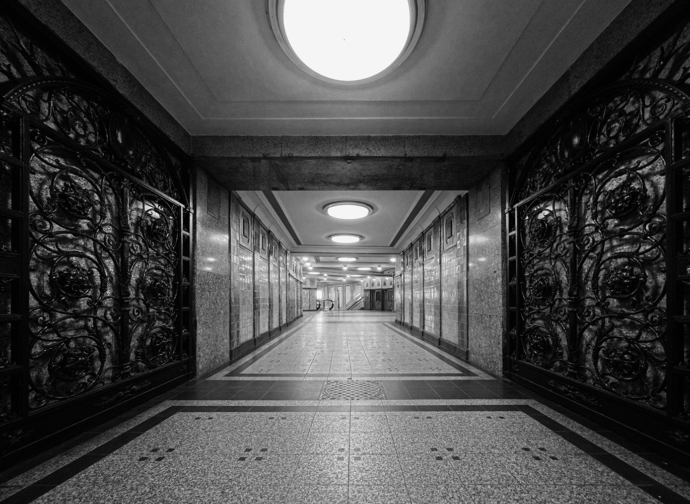 Black and white photograph of the interior of Heidelberger Platz - Berlin - Germany