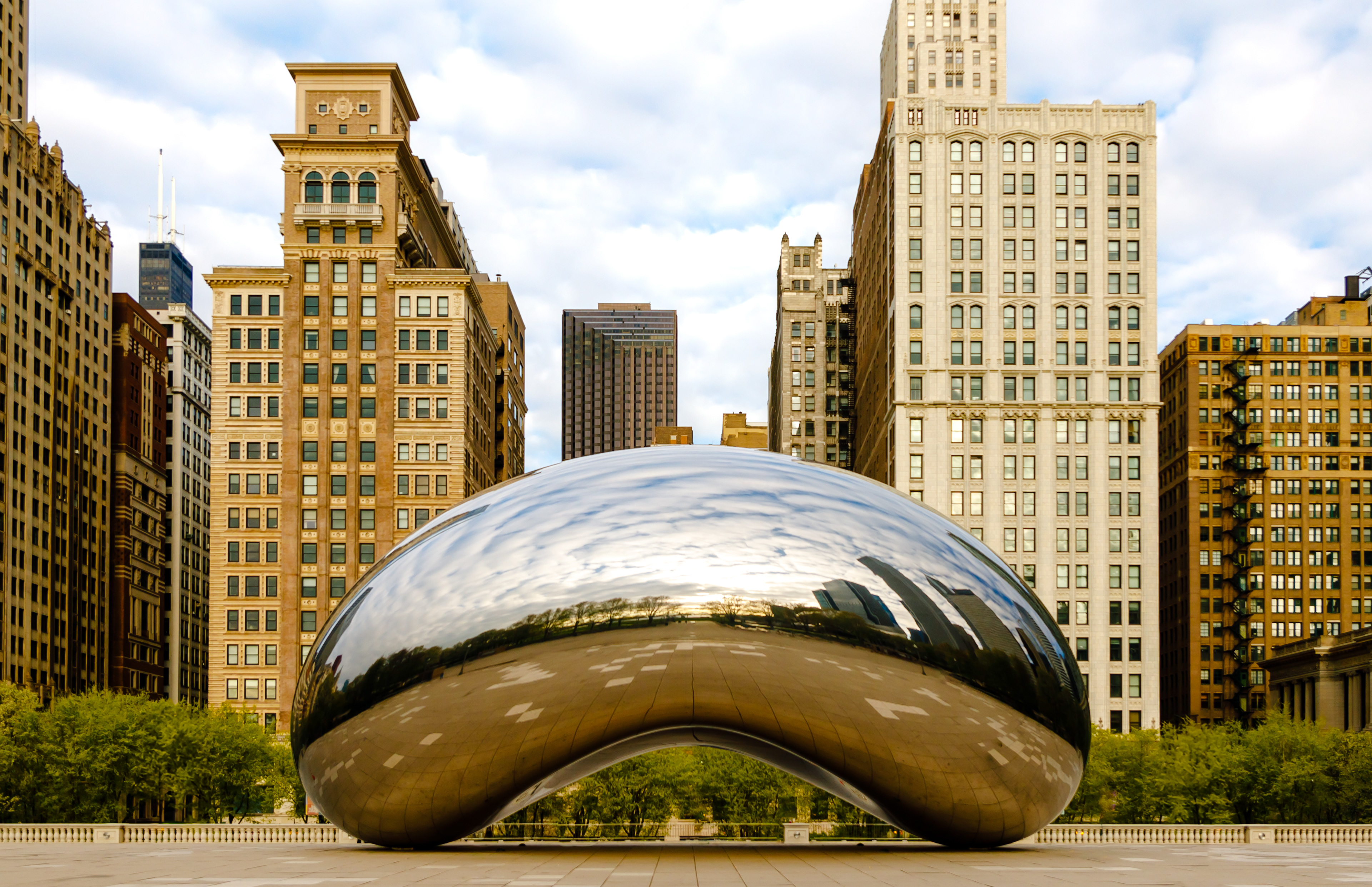 "Cloud Gate" sculpture, AKA "The Bean"