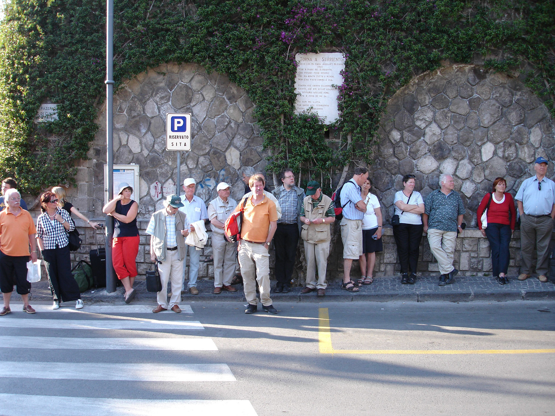 der Bus kommt gleich