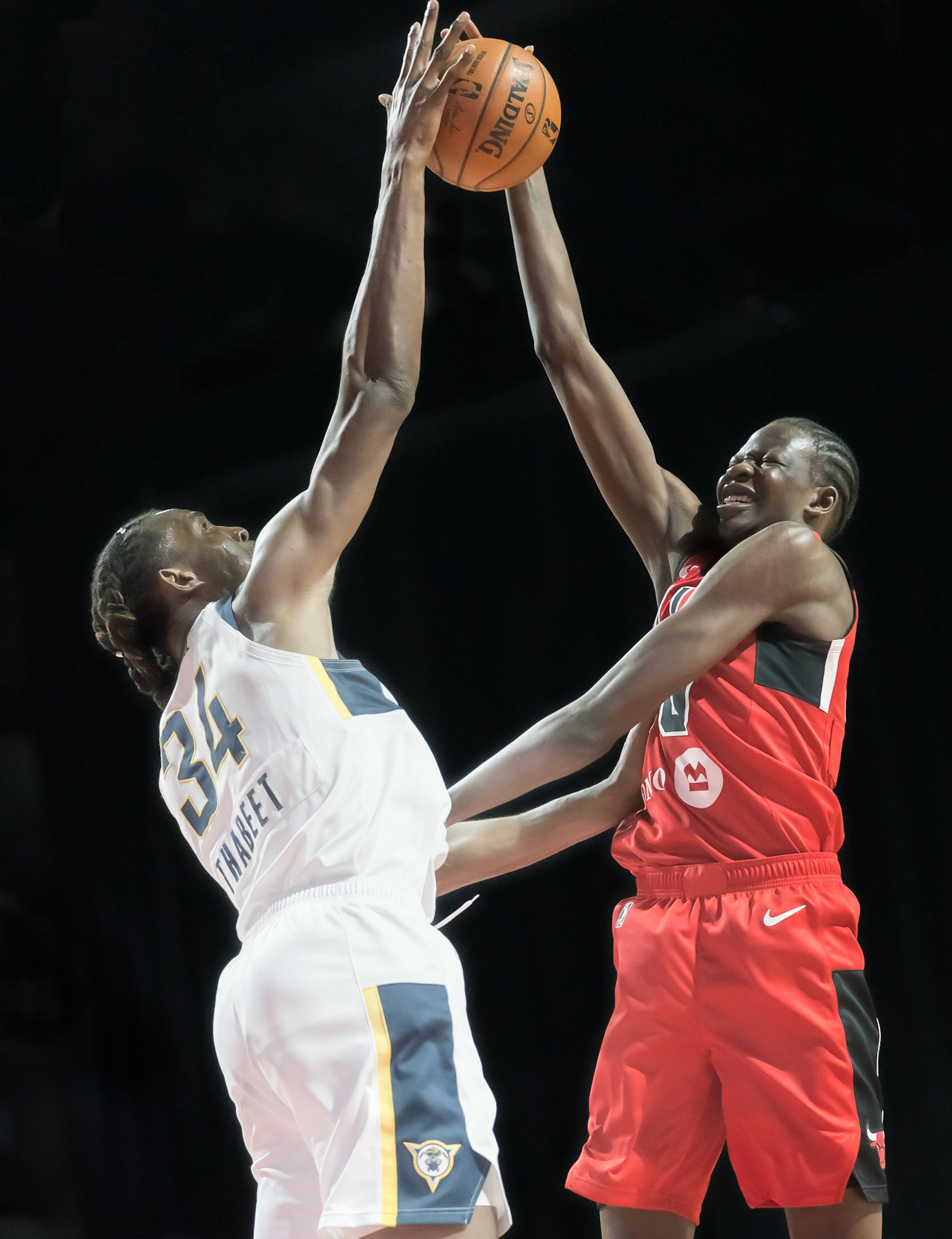 Battle of the 7 Footers