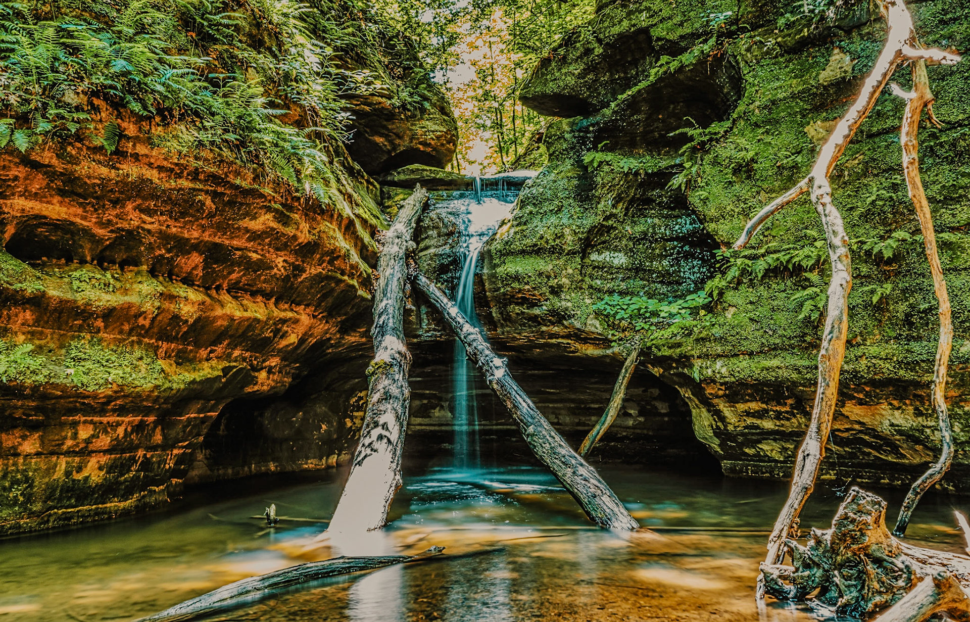 Starved Rock Waterfall