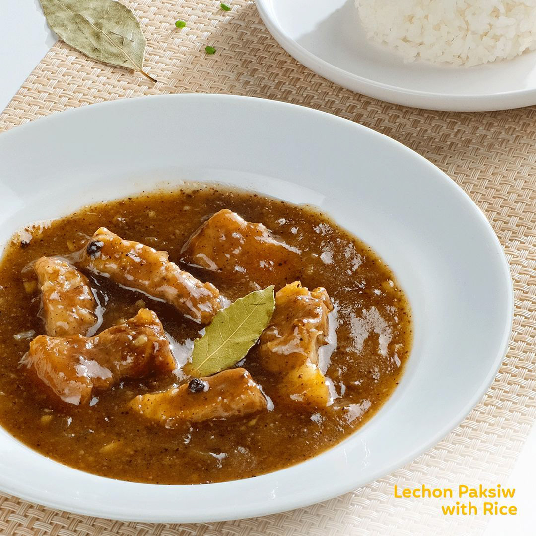 Photographer Raymond Domingo of Foodmnl Studios | Foodstylist Lizeth Querubin