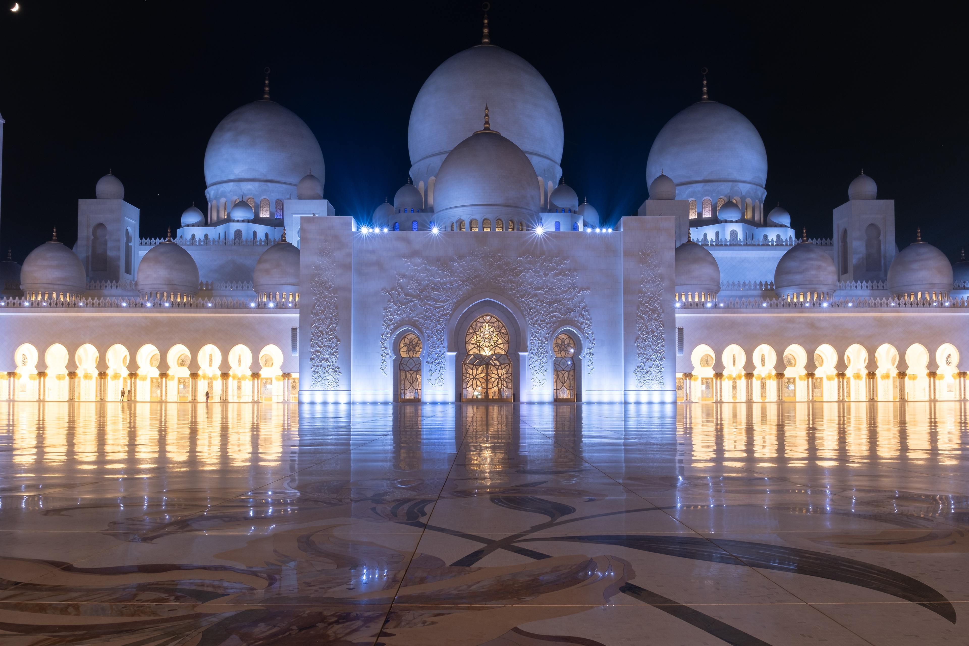 Abudabi, Moschea Bianca
