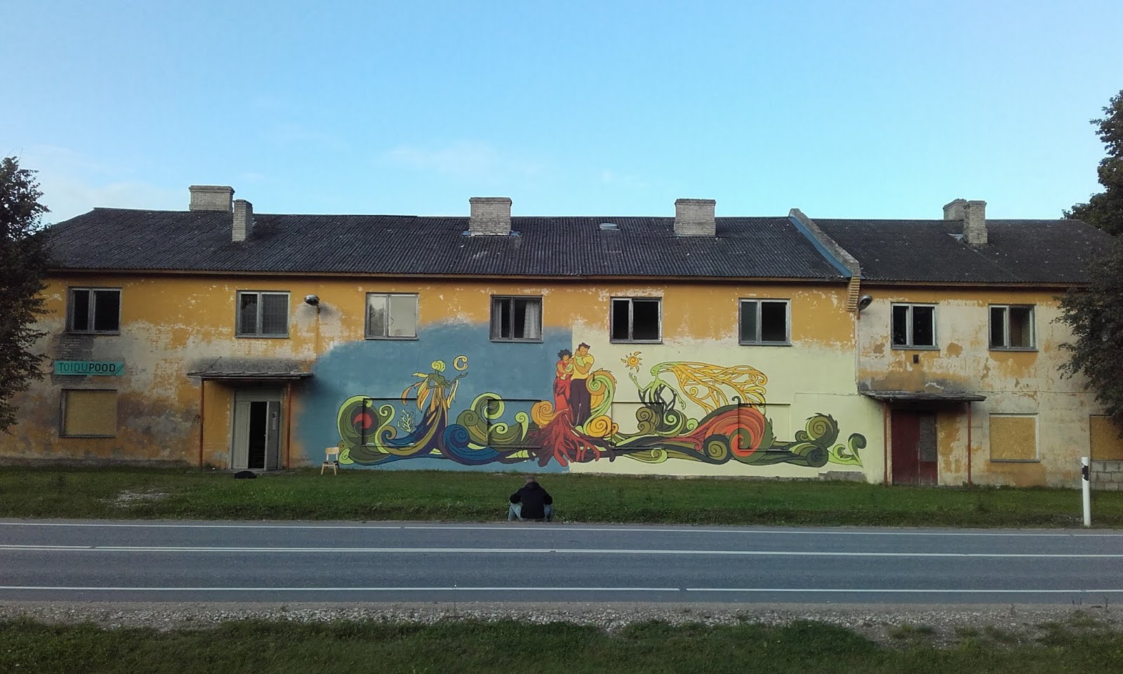 Wallpainting at Vaimastvere. 2017. Co-author: Lauri Rahusoo. Painted with Jõgeva valla youth center.