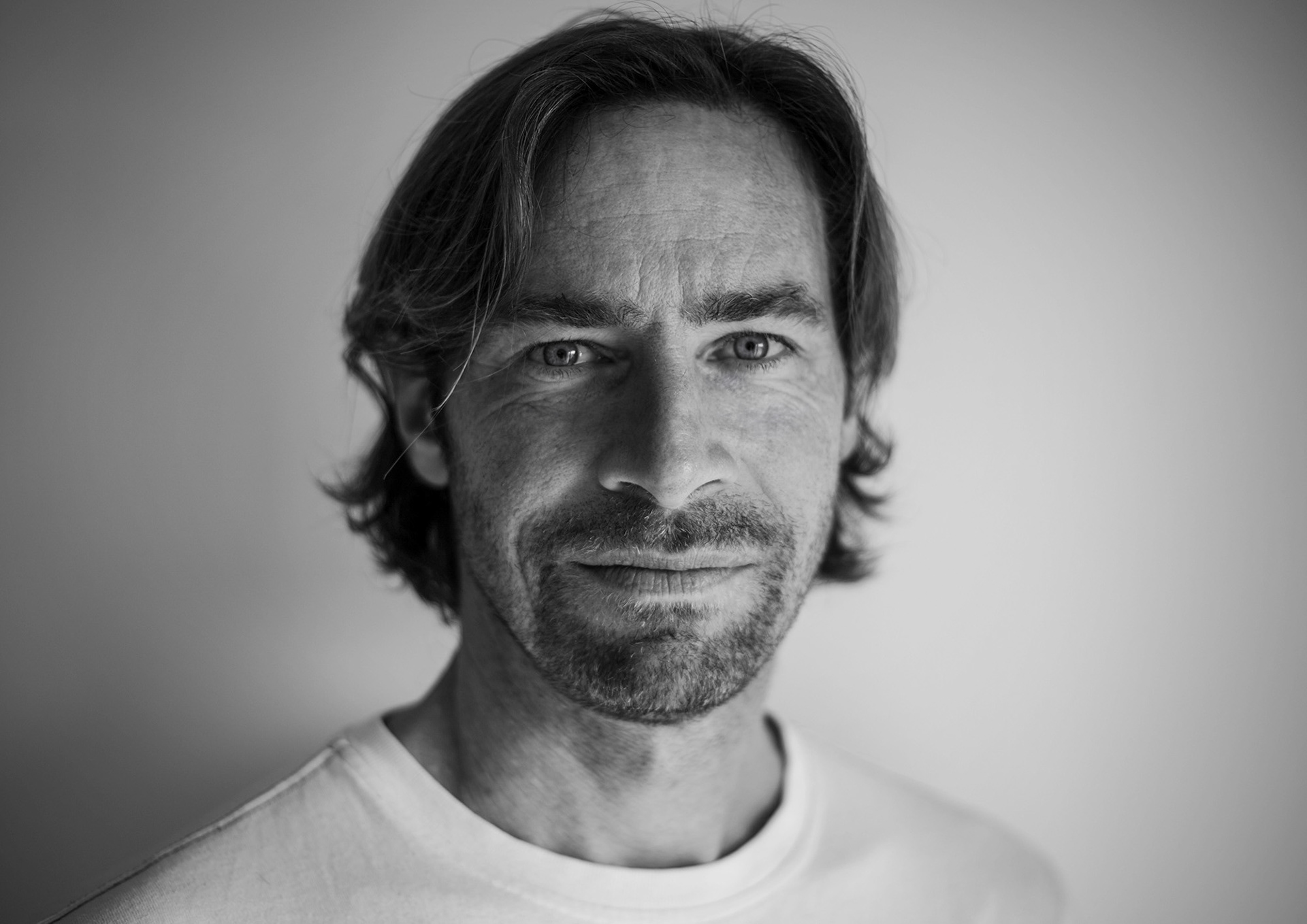 Image of Florian Luschnig, the creative mind behind floluschnig.com. Operating in Algarve, Portugal and all over Europe