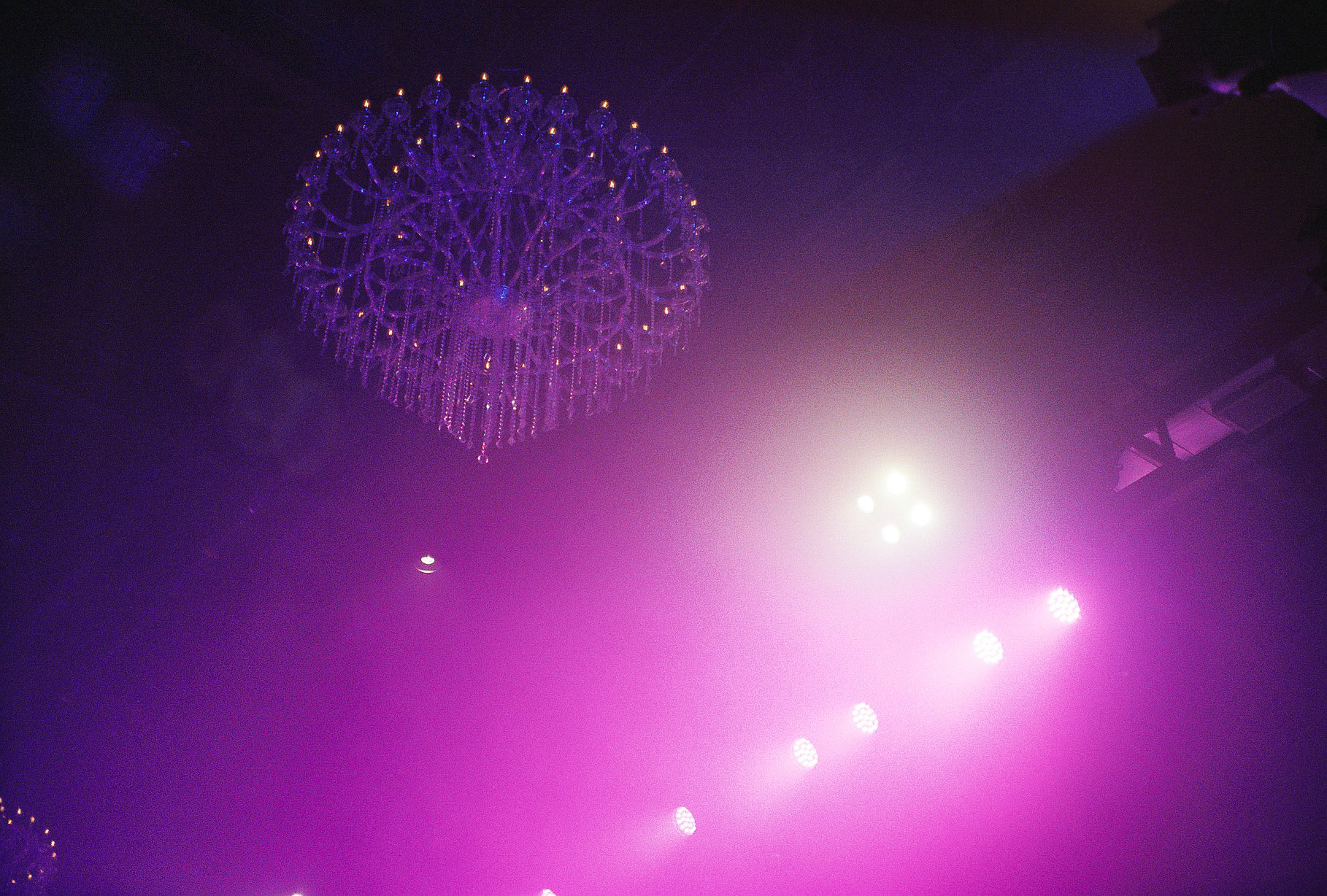 hands in the air if you made it - Image 4