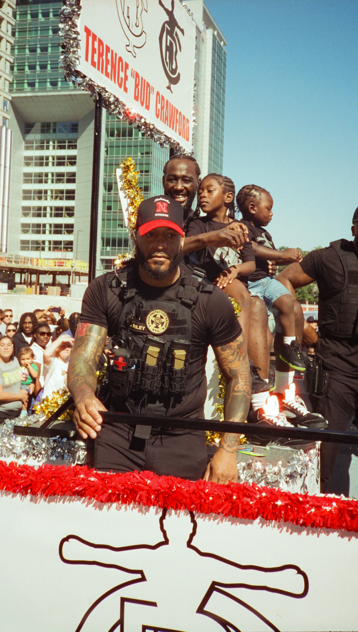 when the money goes, will the honey stay? - Image 81