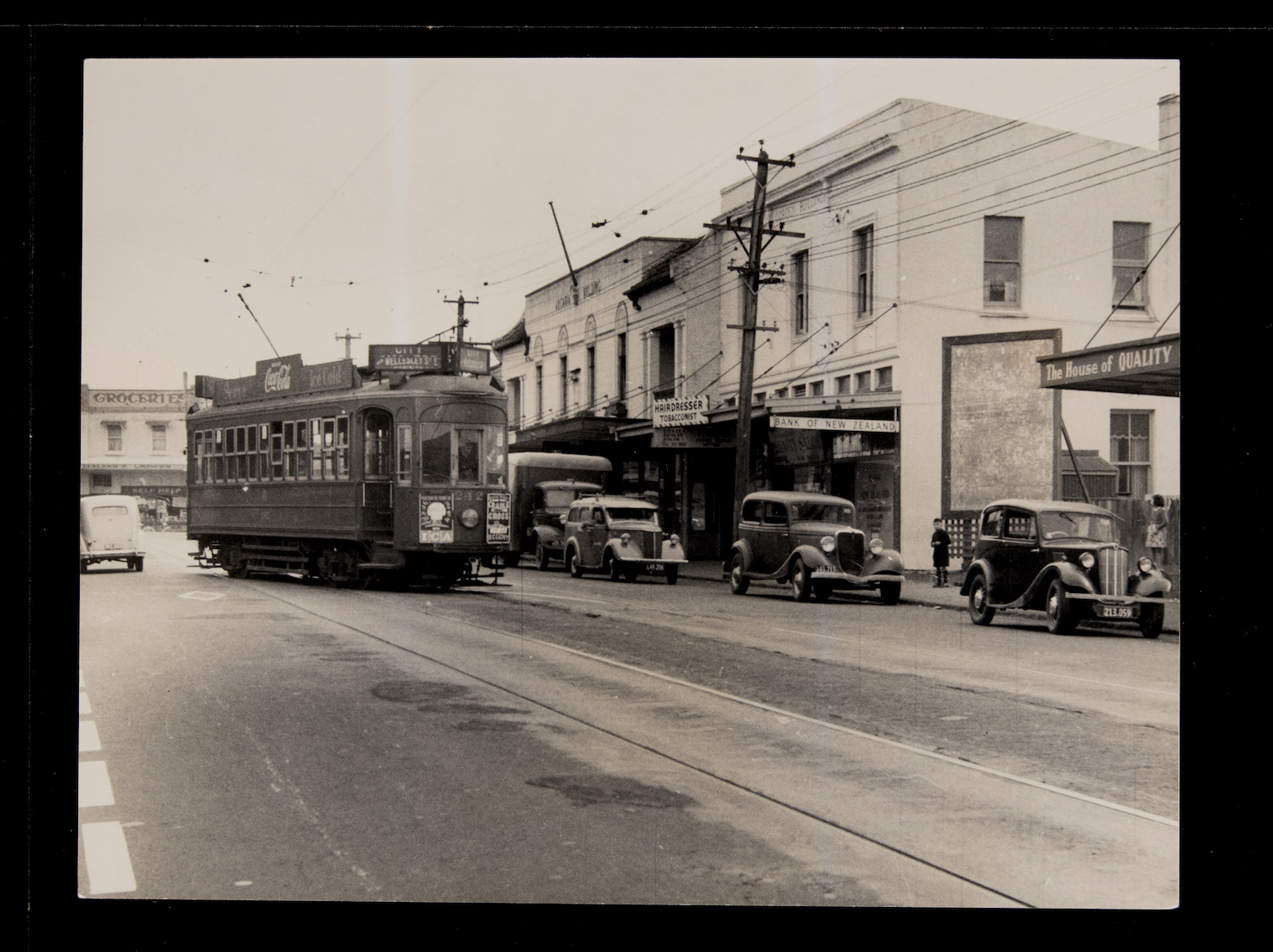 Photograph taken by Graham Stewart in 1953, showing Tram 242 in Sandringham Village. Walsh Memorial Library;  Museum of Transport and Technology (MOTAT) PHO-2020-19.203.