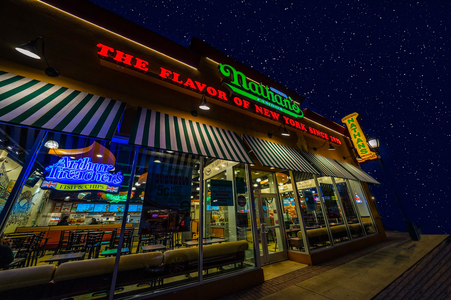 Here is another from the Neon at Night Series. Made with @platypod.f you like what you see Follow Me Prints and Images available#NotYourAvgPhotoJoe#goandcapturethelight#inspiration#news12li#locallongisland#longisland#discoverlongisland #longislandleasure#lislandstrong #exploreliny #longislandfeatures#longislandproshots #li_fan_page#beyondlongisland#longislandsights#sonyimages#SonyA7iii#TopazLabs#platypod#kelbyonepics