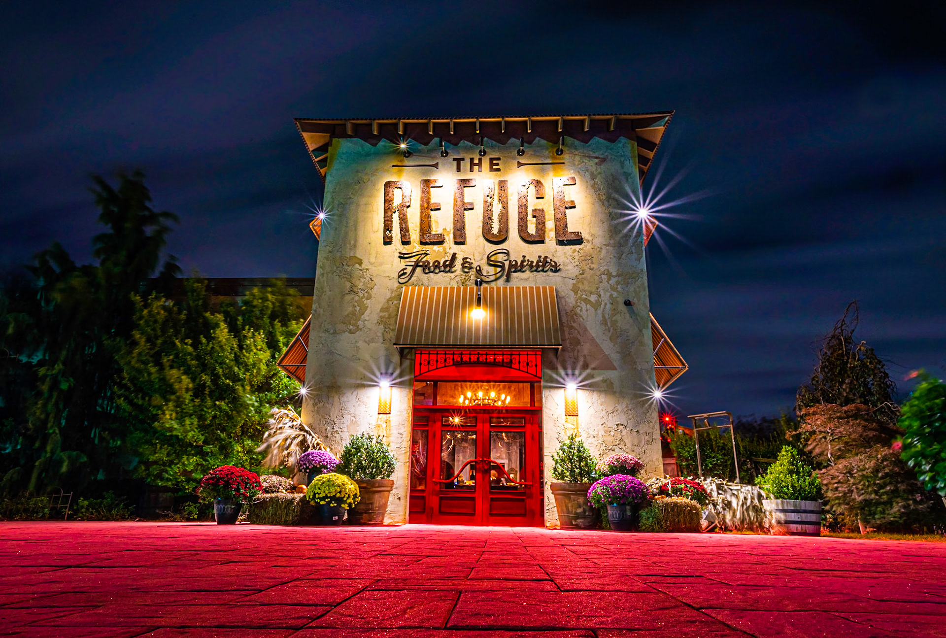 Here's another angle on The Refuge Route 110 Melville, NYRegarded as one of the most popular restaurants on Route 110 in Melville and one of the best restaurants on Long Island, The Refuge offers a modern twist on Italian and Latin cuisine with a nod to the classics. Join us for the best happy hour on Long Island Monday through Friday from 4- 7pm. Dine outside on our beautiful patio and don’t forget, the Refuge has one of the most popular Sunday brunches on Long Island.If You Like What You See Please Follow Me!Prints and Images available#NotYourAvgPhotoJoeAlso Follow @notyouravgjoe#MadeWithPlatypod#restaurant #food #foodie #foodporn #instafood #dinner #bar #lunch #delicious #chef #yummy #cafe #foodstagram #foodphotography #foodlover #instagood #hotel #love #foodblogger #wine #foodies #drinks #summer #foodgasm #tasty #travel #eat #restaurante