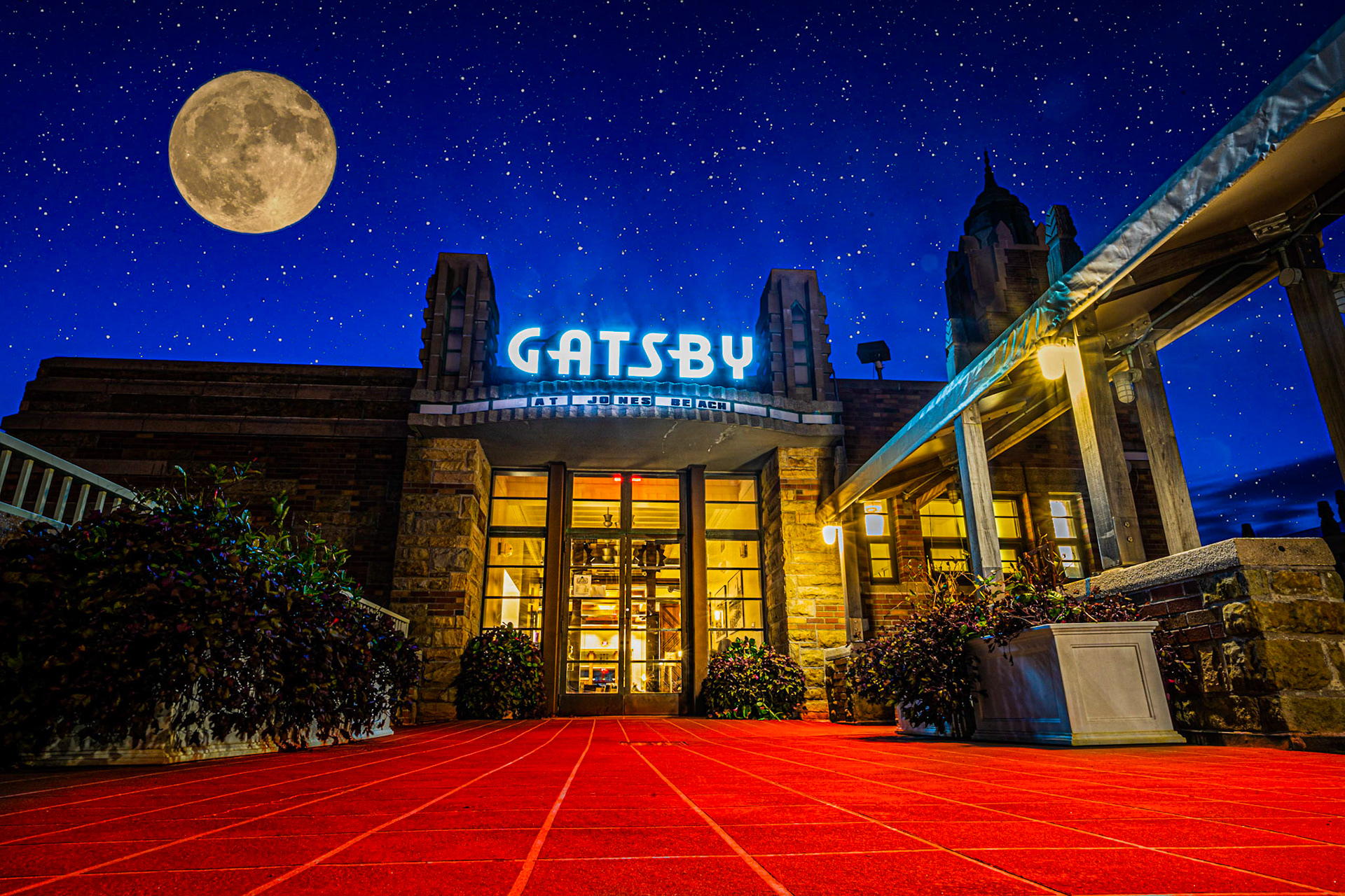 Gatsby On The OceanLocated at the historic West Bath House at Jones Beach is this Restaurant and Event VenueThursday - Sunday: 11:30 AM - 9:30 PMIf You Like What You See Please Follow Me!#NotYourAvgPhotoJoeFollow @notyouravgjoe#MadeWithPlatypodAll Right ReservedAll Images © Joe Pellicone, Images may be shared on social media with credit. For information about Prints or Commercial use of these images, please message me or email NotYourAvgPhotoJoe@gmail.com#restaurant #food #foodporn #foodie #instafood #dinner #bar #lunch #delicious #chef #yummy #instagood #cafe #foodlover #foodstagram #wine #pizza #foodblogger #restaurante #eat #drinks #travel #like #cocktails #tasty #foodies