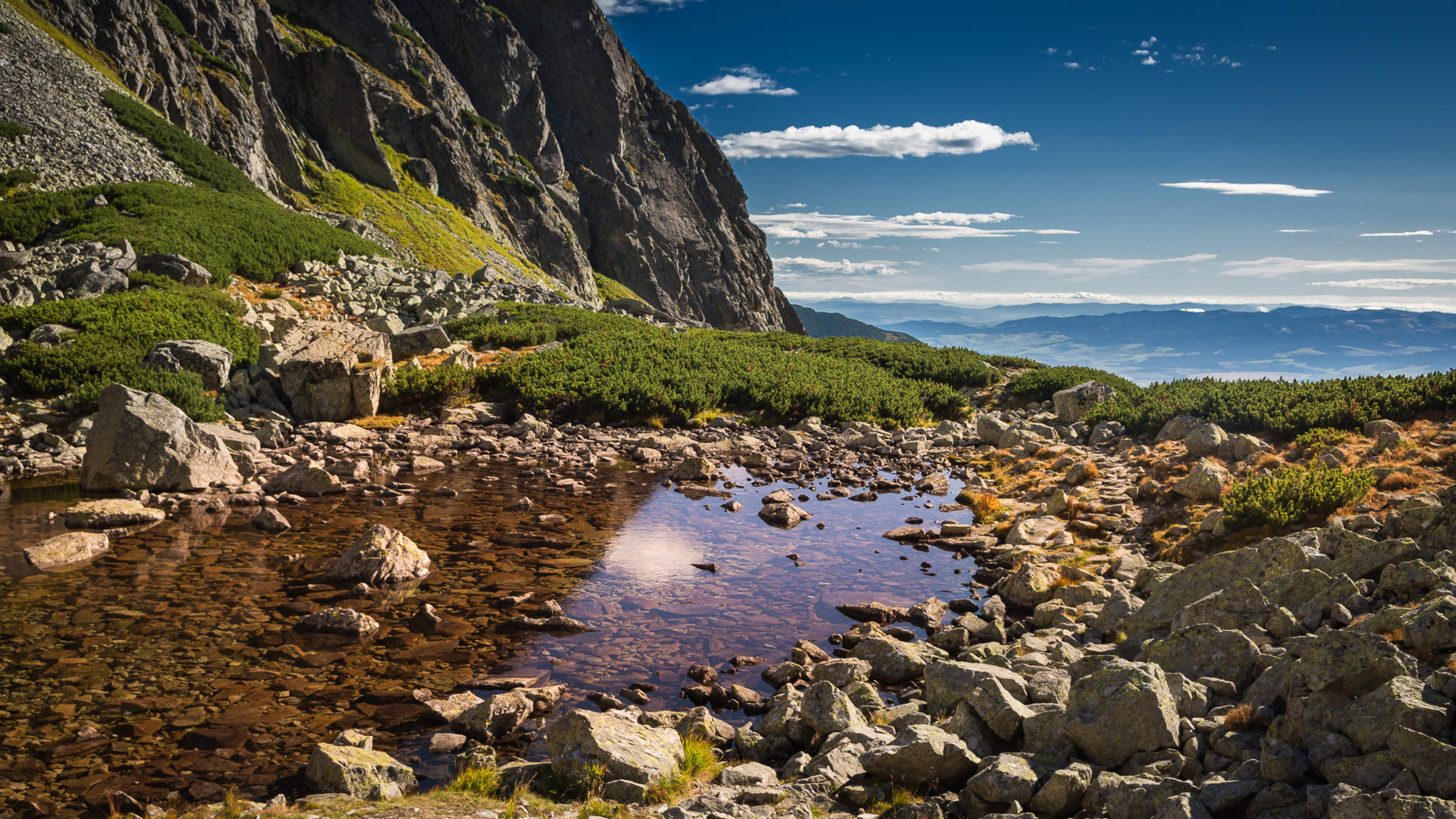 Červené pleso ve Vysokých Tatrách