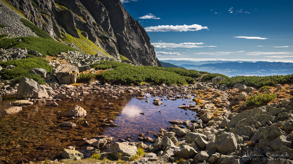 Červené pleso ve Vysokých Tatrách