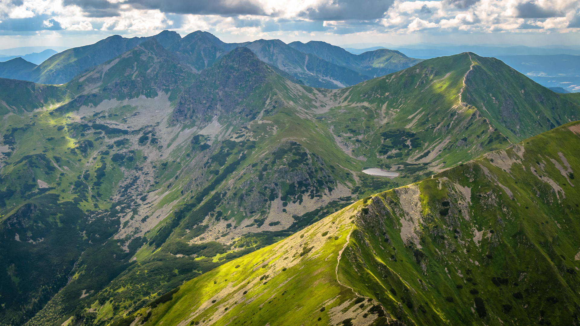 Plačlivé, Ostrý Roháč a Volovec z Hrubého vrchu