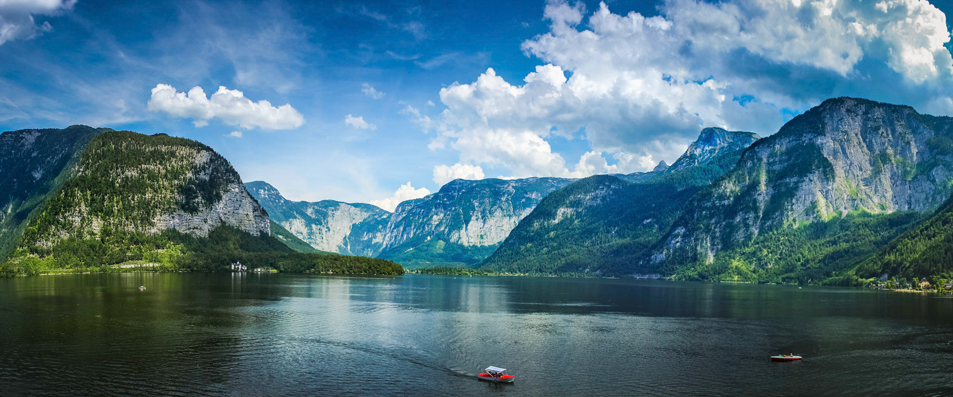 Scenic panoramic view of the Hallstatt lakeside village in Austria
