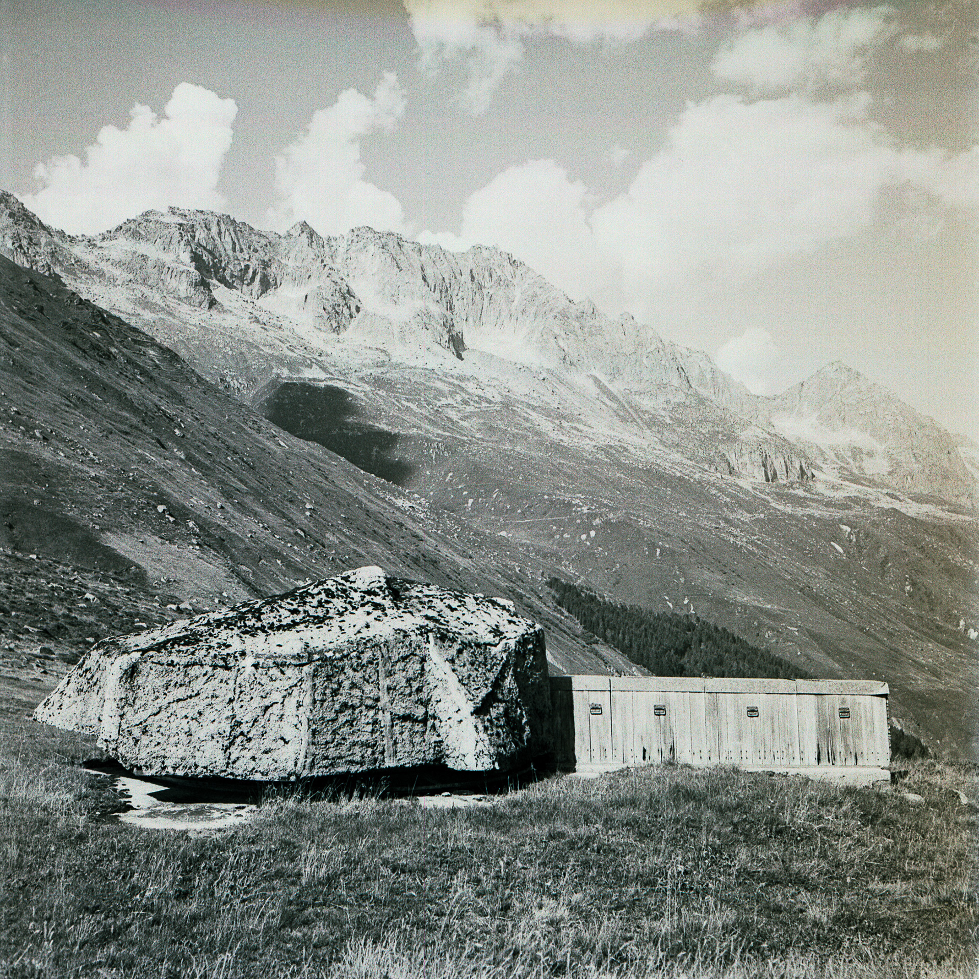 Furka Pass - alkaline