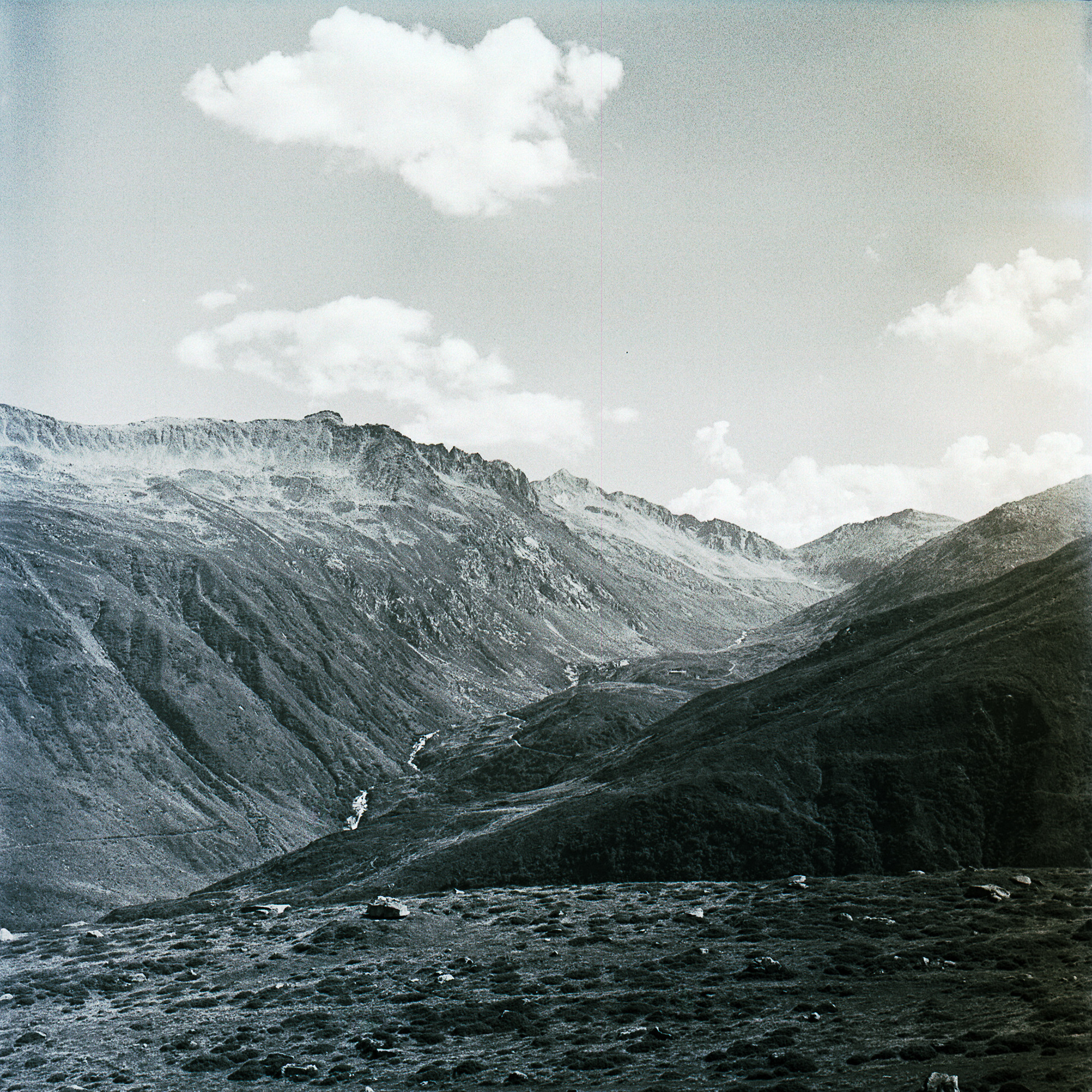 Furka Pass - alkaline