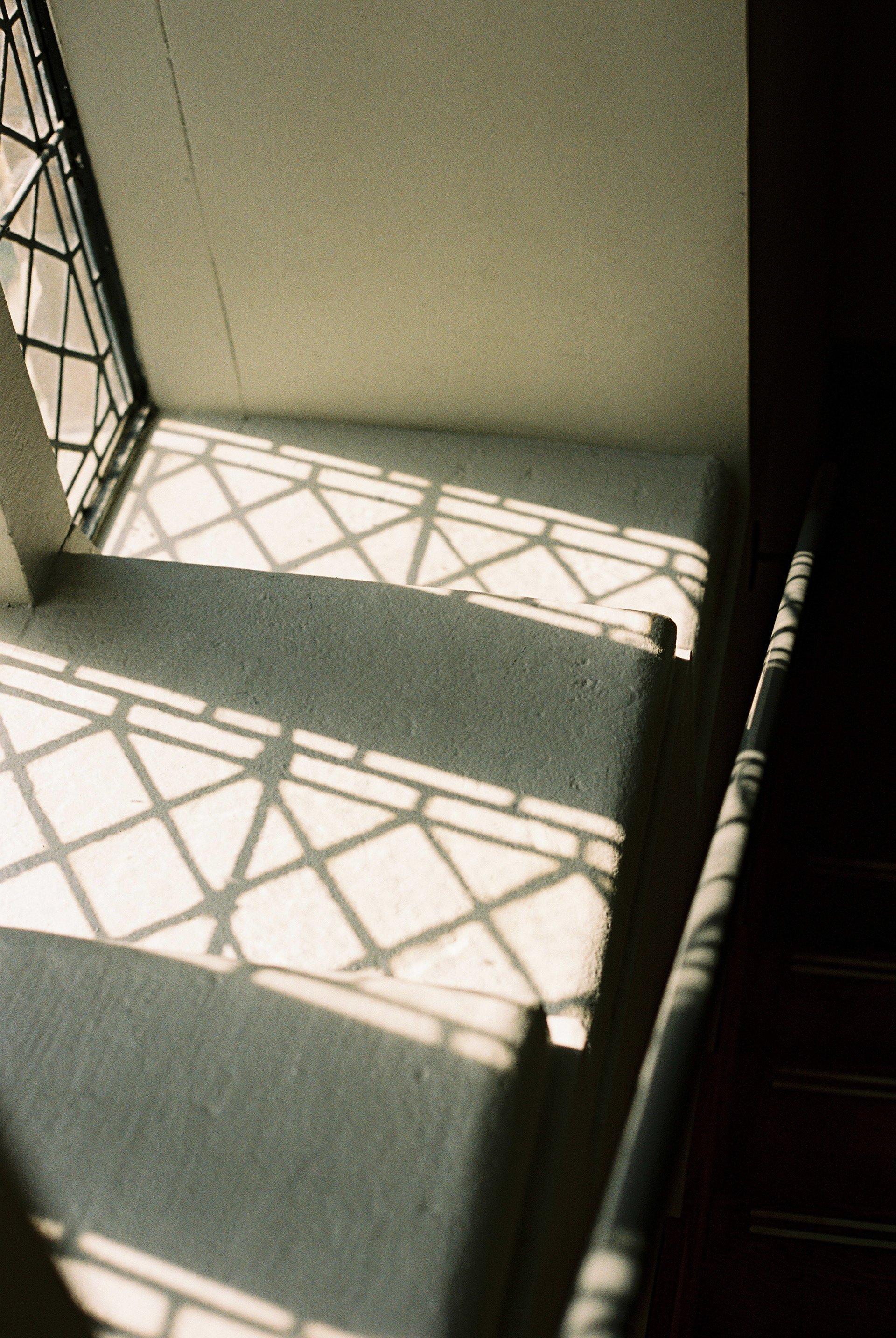 Light Spill. 35mm, Canon FT QL.