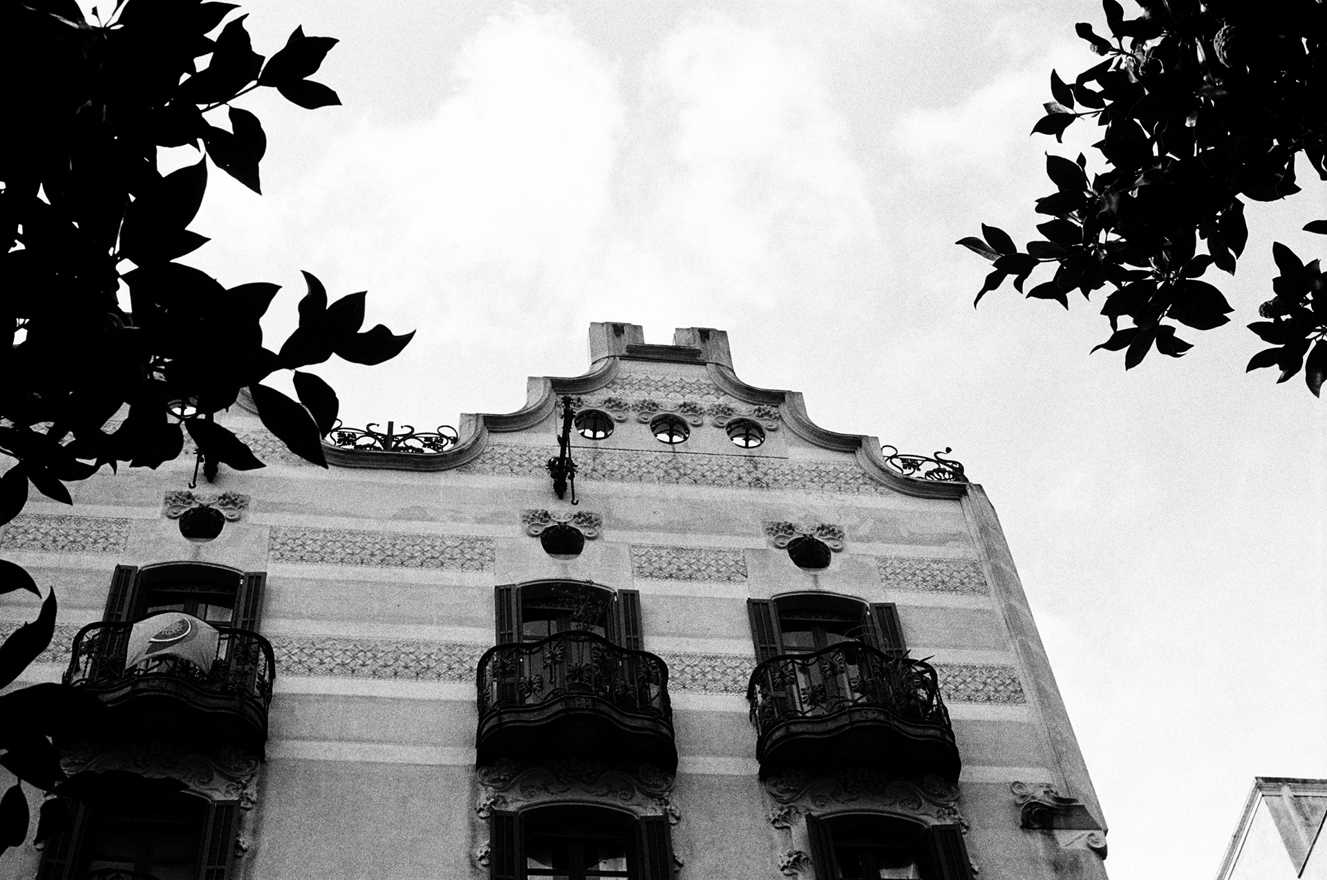 Barcelona Streets. 35mm Canon FT QL.
