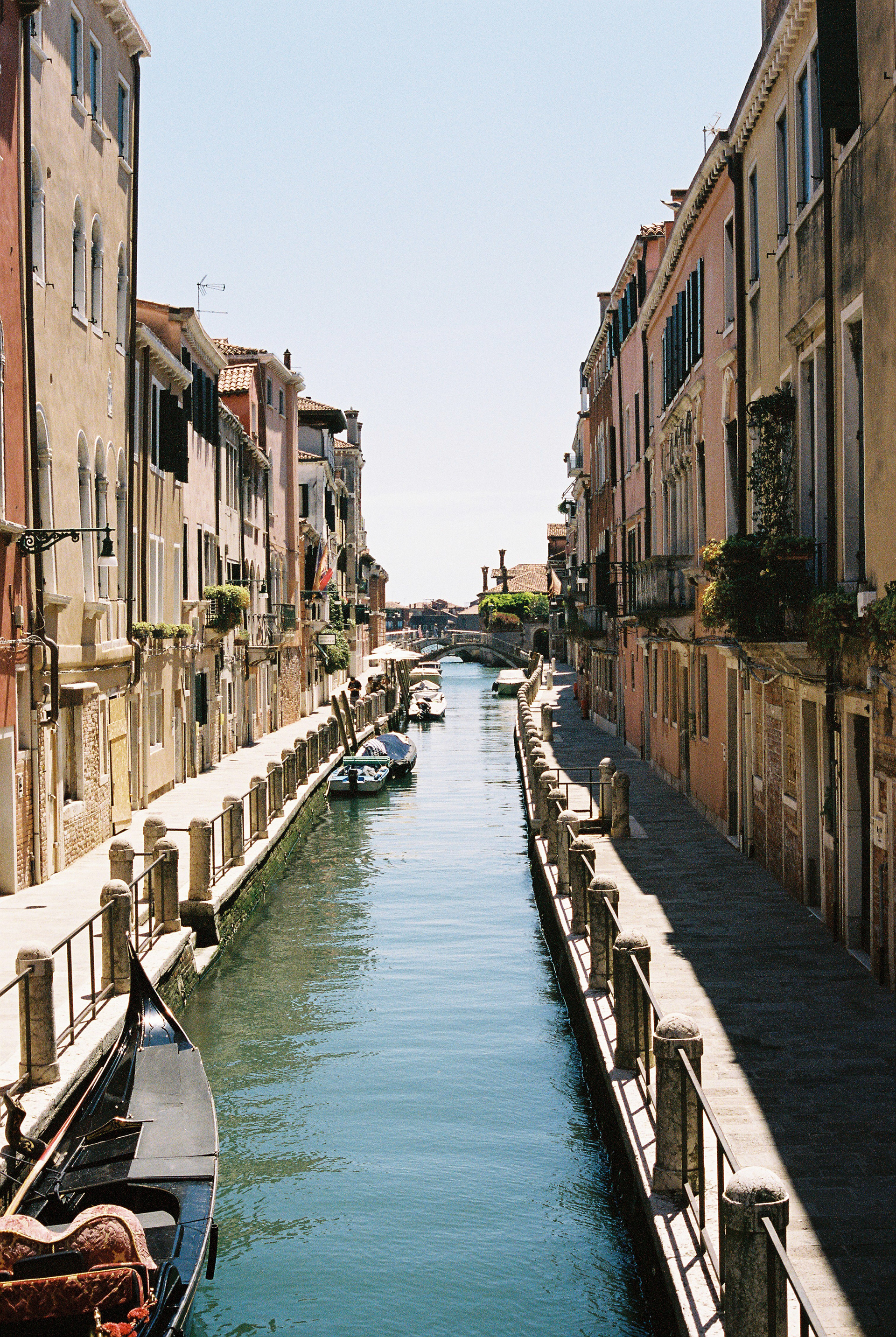 Canals. 35mm, Canon FT QL.